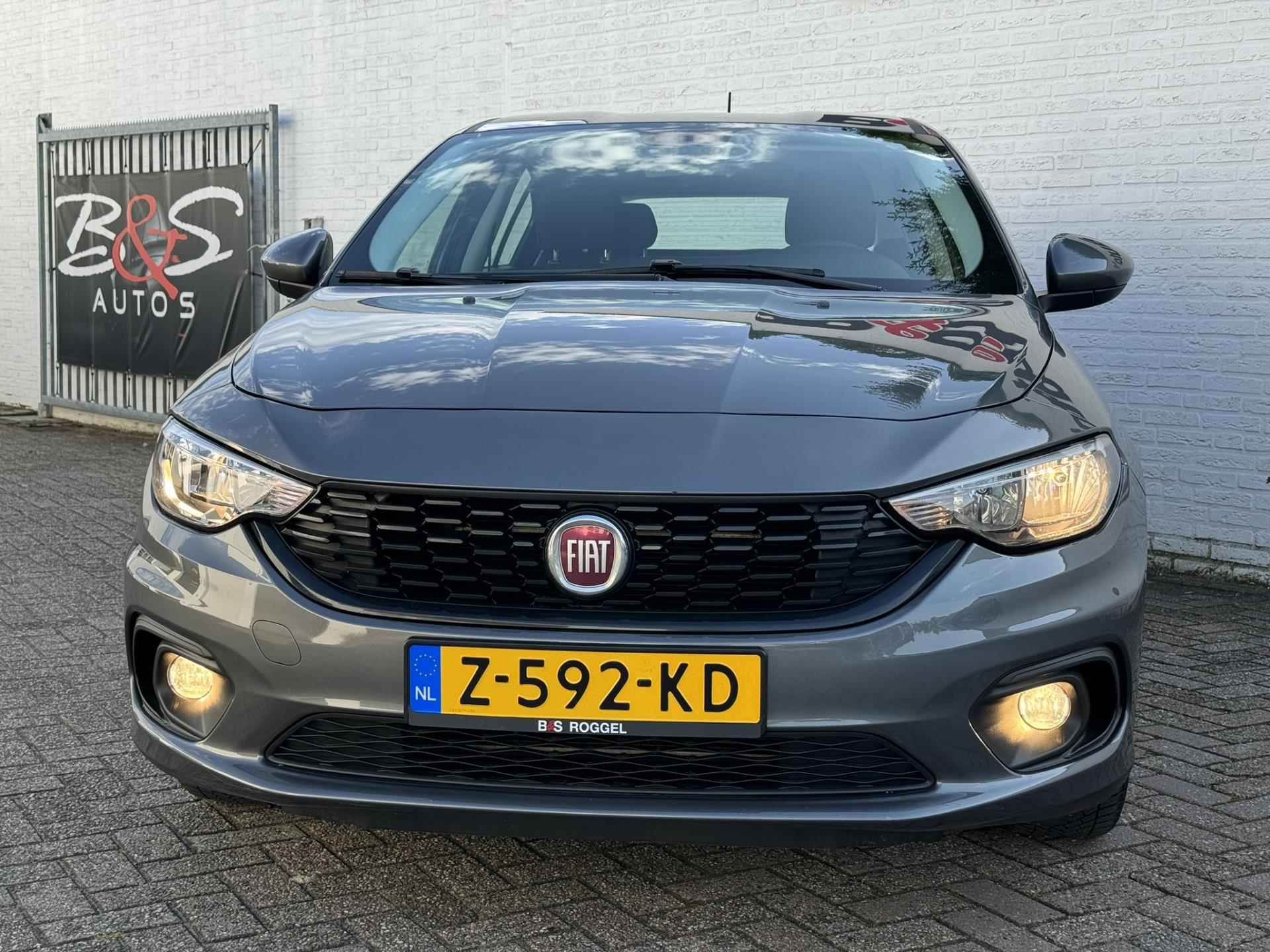 Fiat Tipo 1.4 Mirror Navigatie Clima Cruise 4 Seizoenen banden Stoelverwarming - 14/44