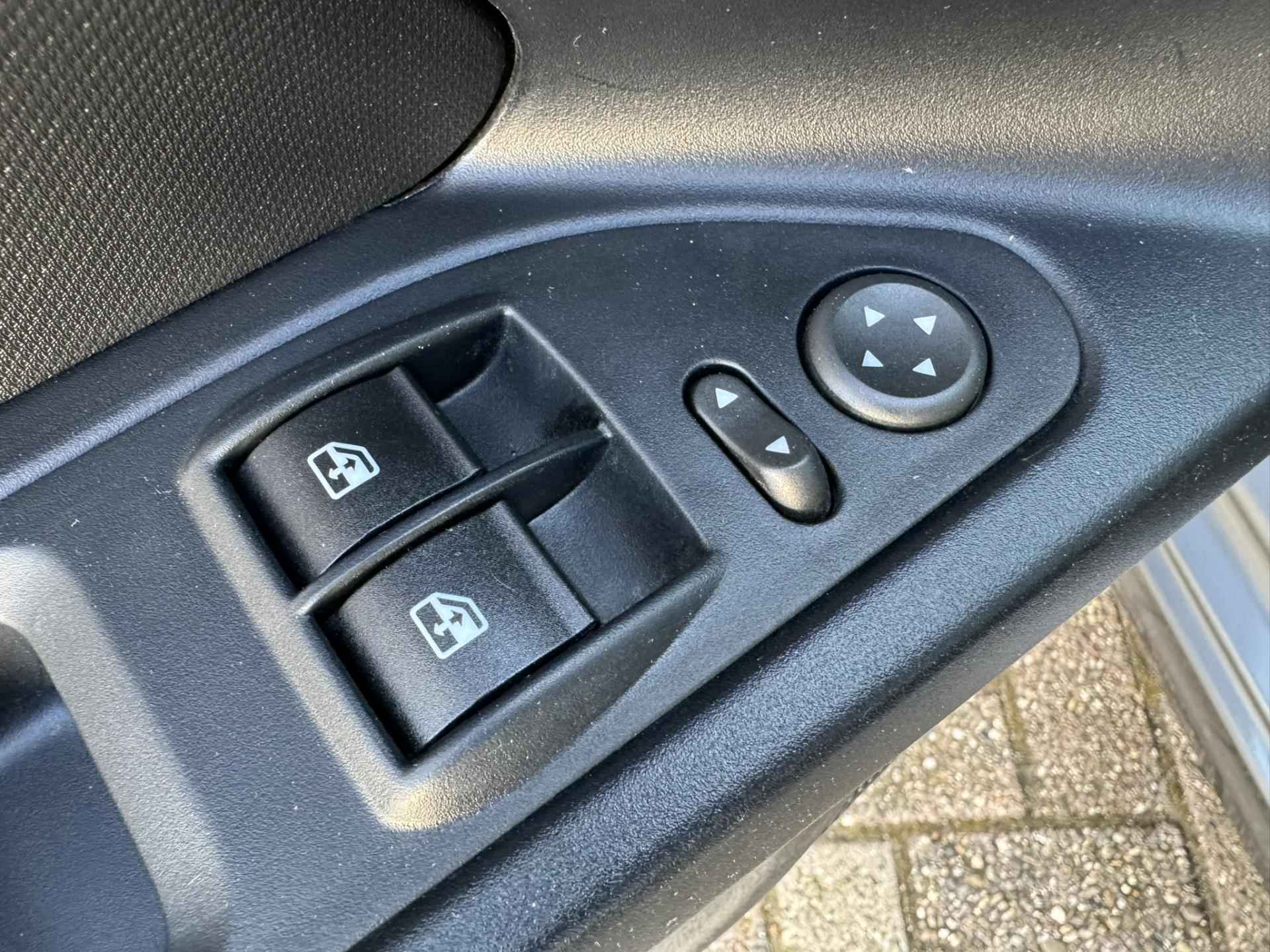 Fiat Tipo 1.4 Mirror Navigatie Clima Cruise 4 Seizoenen banden Stoelverwarming - 27/44