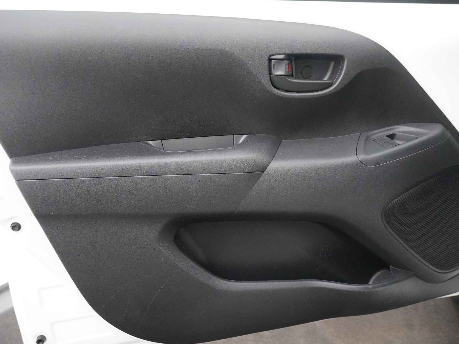Peugeot 108 1.0 e-VTi Active - Airconditioning - Bluetooth - Elektrische ramen - 12 maanden BOVAG garantie - 22/49