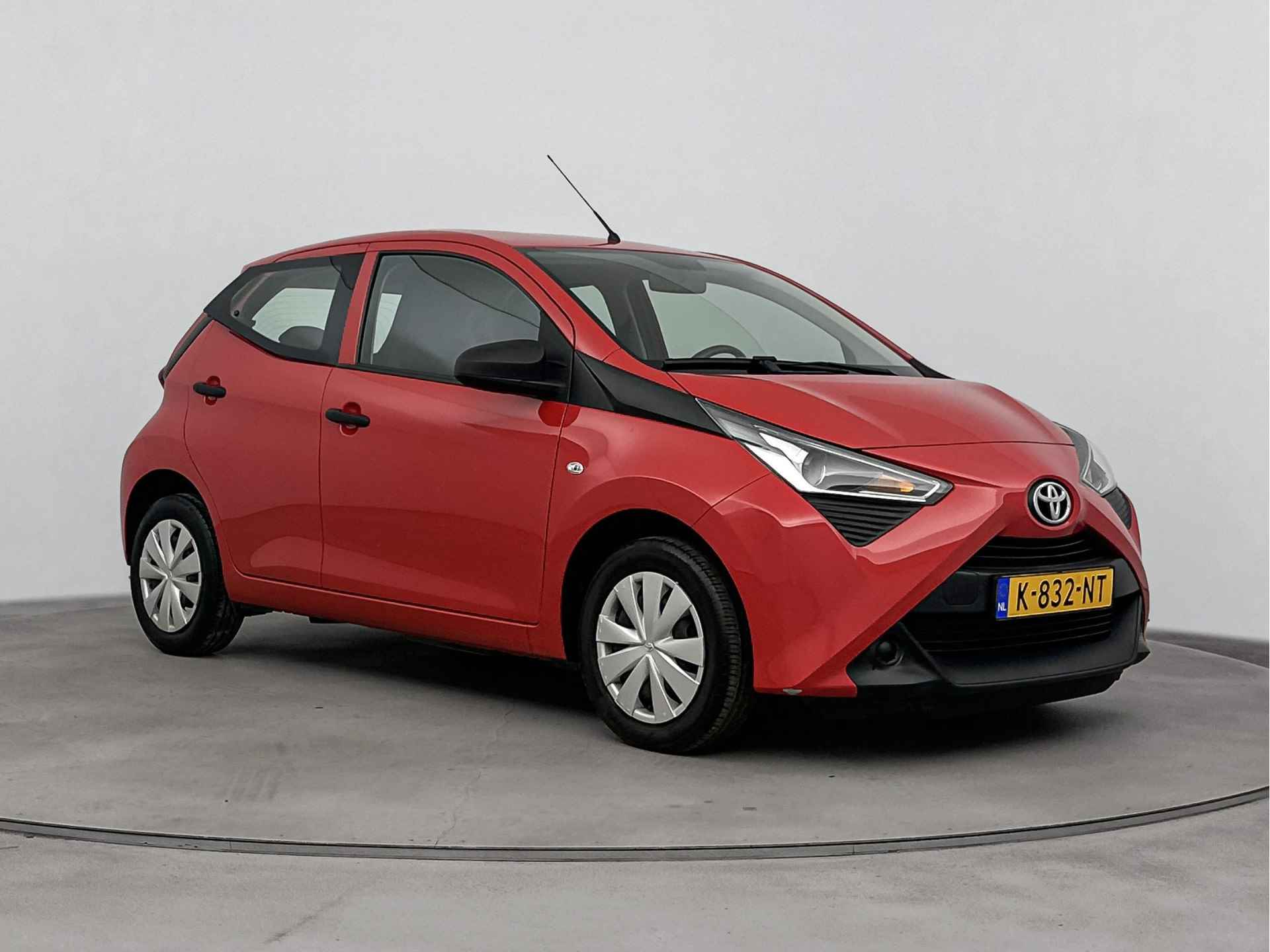 Toyota Aygo 1.0 VVT-i x-fun | Airco | - 27/39