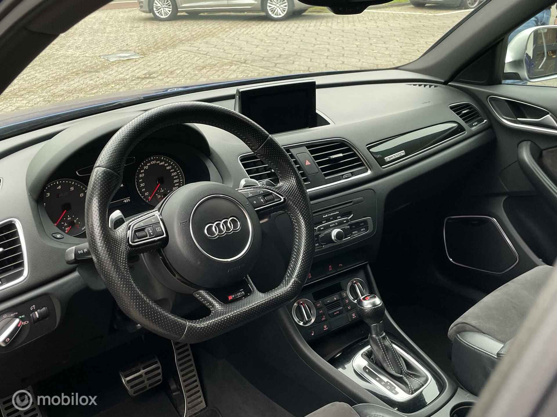 Audi RS Q3 2.5 TFSI RS Q3 quattro Led, Half leer, Navi, Bluetooth, LM.. - 8/24