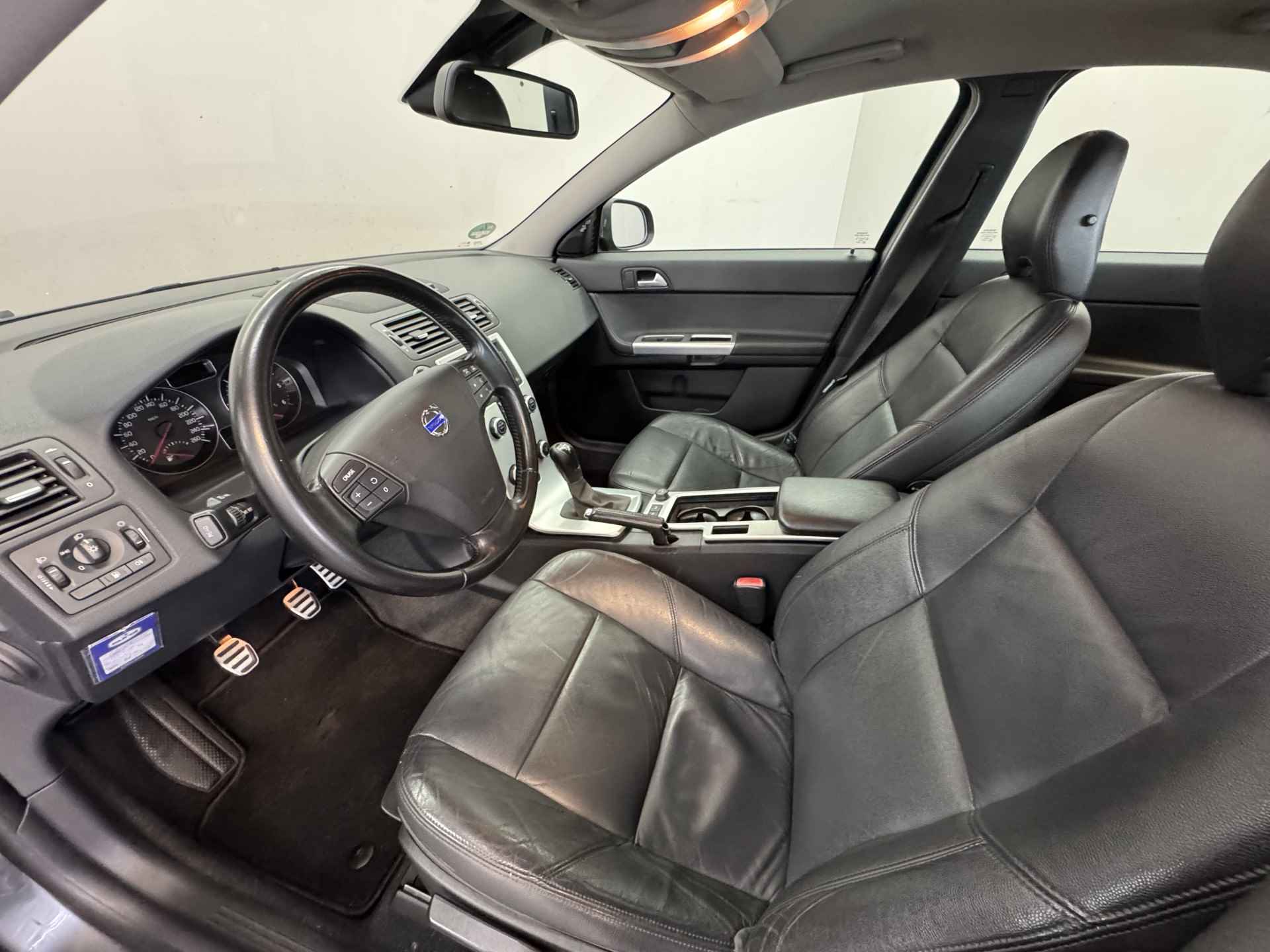 Volvo S40 1.6 D2 S/S Advantage✅Airco✅Leder Bekleding✅Parkeersensoren achter✅Cruise Control✅ - 4/60