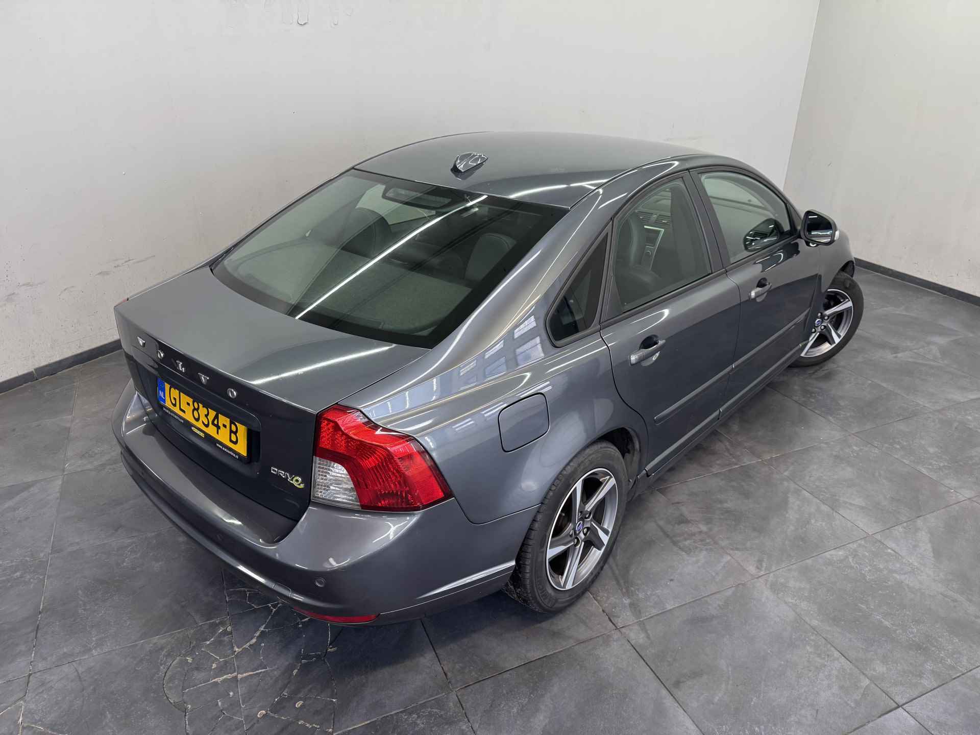 Volvo S40 1.6 D2 S/S Advantage✅Airco✅Leder Bekleding✅Parkeersensoren achter✅Cruise Control✅ - 50/60