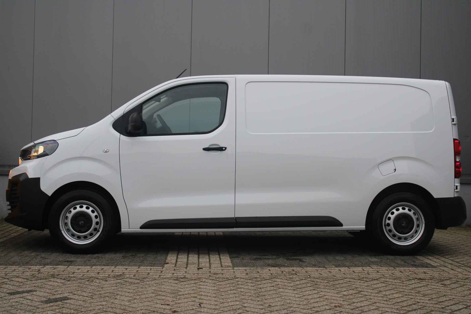 Citroën Jumpy 2.0 BlueHDI 145 pk L2 | € 4.390,- Voorraad Voordeel | CAMERA | APPLE CARPLAY / ANDROID AUTO | PDC | 2.9% FINANCIAL LEASE - 2/22