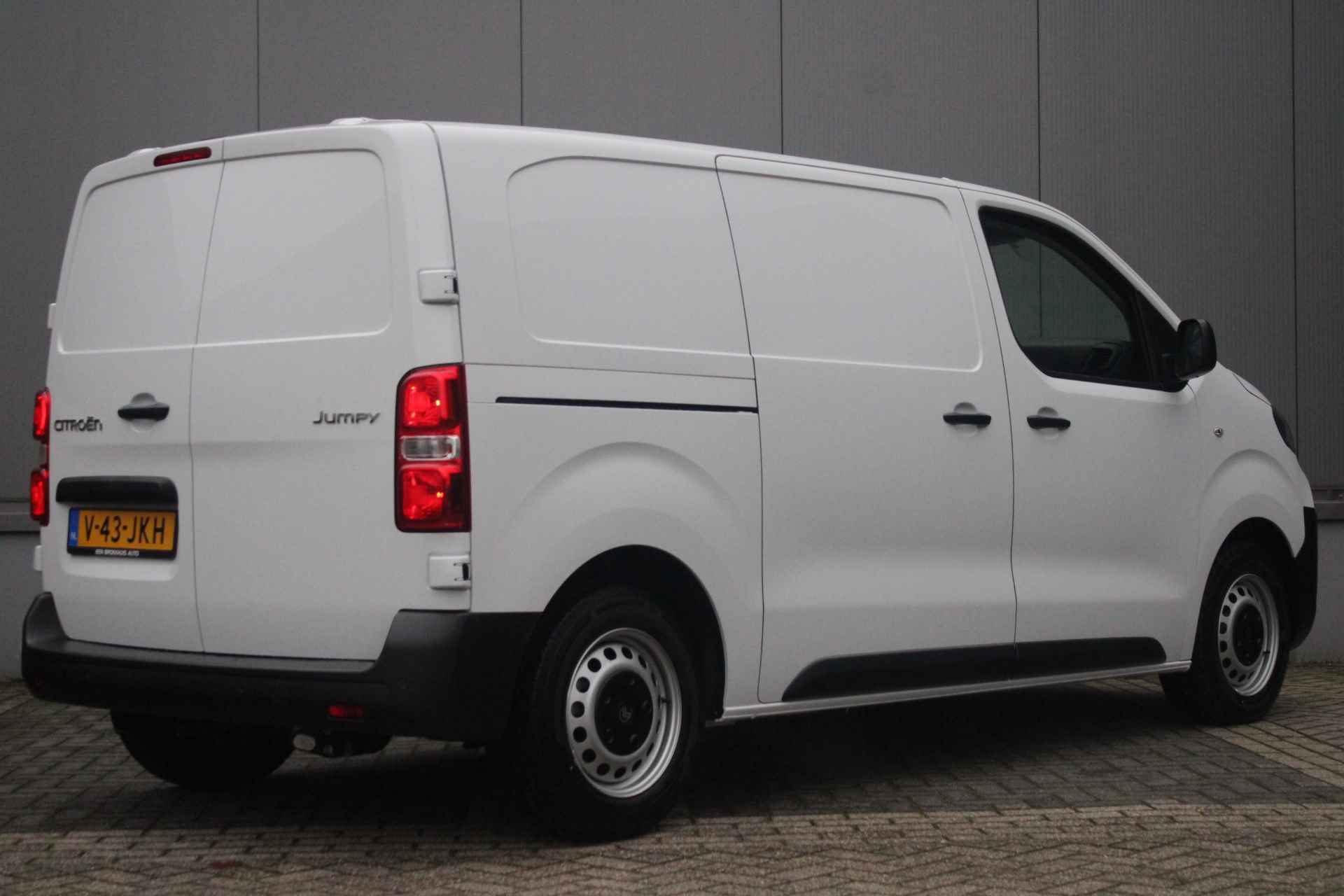 Citroën Jumpy 2.0 BlueHDI 145 pk L2 | € 4.390,- Voorraad Voordeel | CAMERA | APPLE CARPLAY / ANDROID AUTO | PDC | 2.9% FINANCIAL LEASE - 6/22