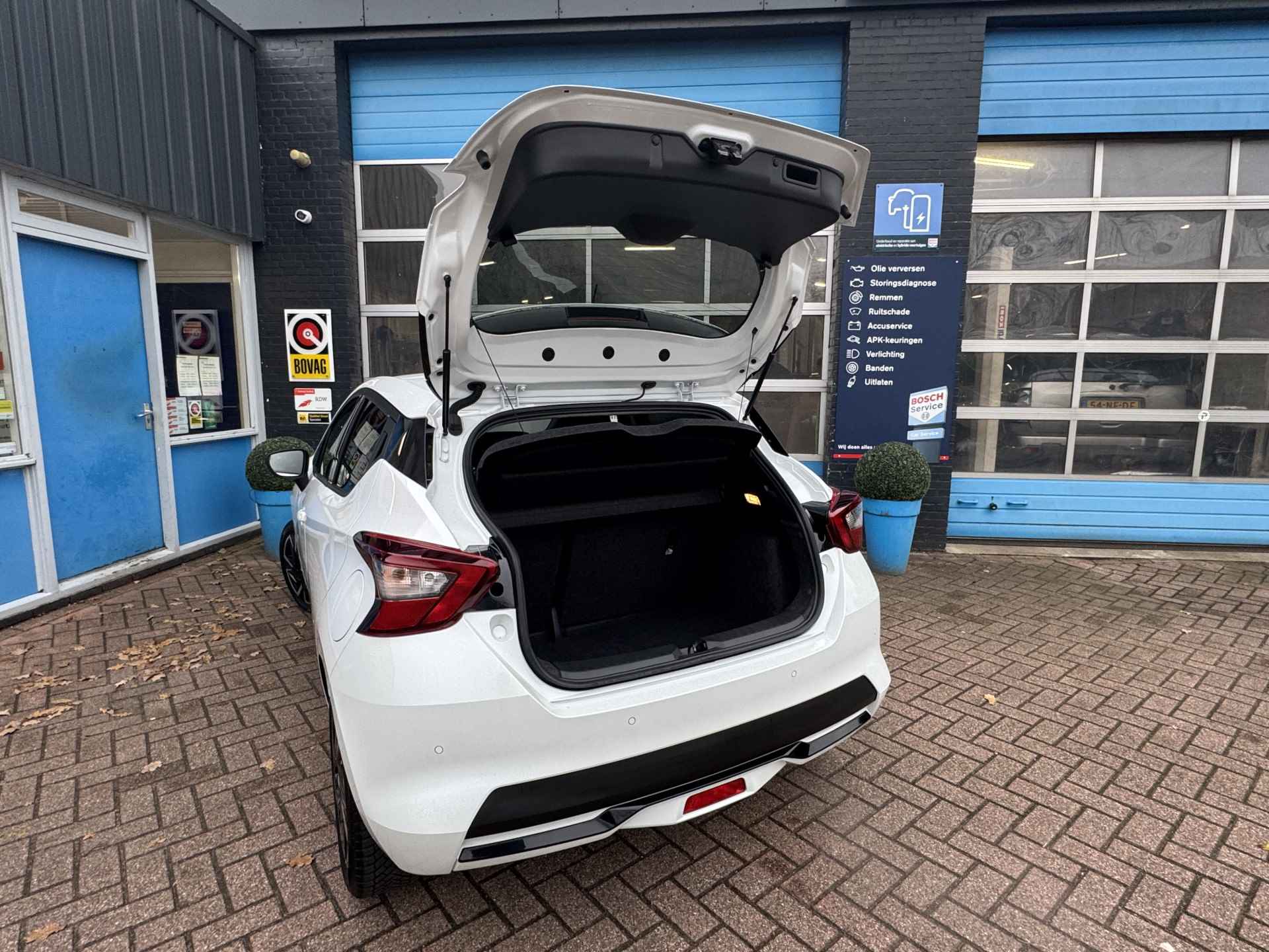 Nissan Micra 1.0 IG-T N-Design | BOSE-Audio | Apple Carplay | Lijnassistentie | Rijklaar + 12 Maand BOVAG Garantie - 41/52