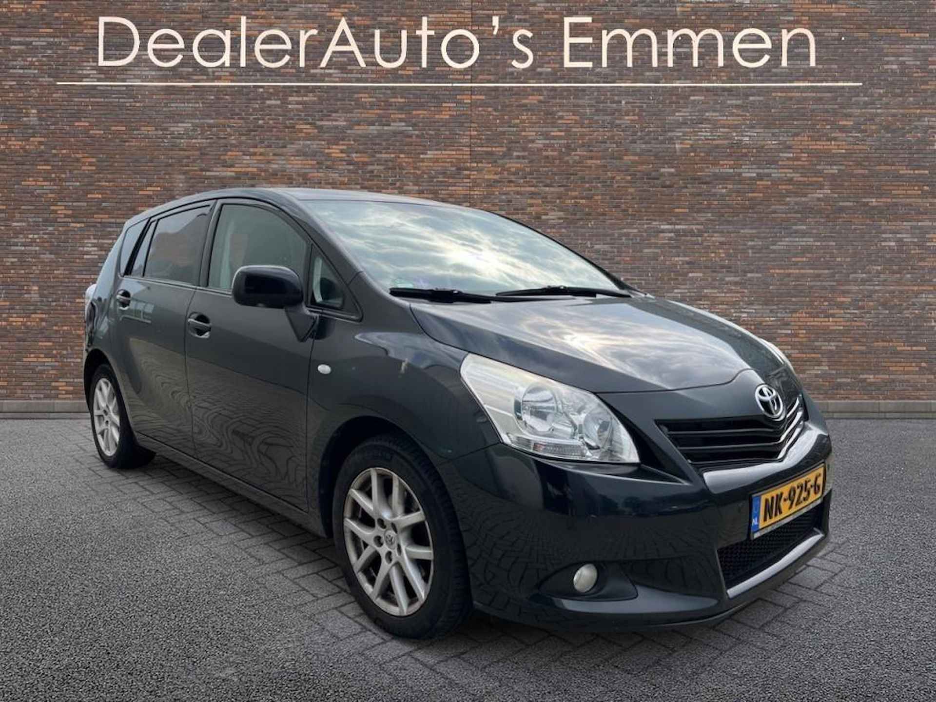 Toyota Verso 1.8 VVT-i ECC LMV NAVIGATIE CRUISE - 2/15