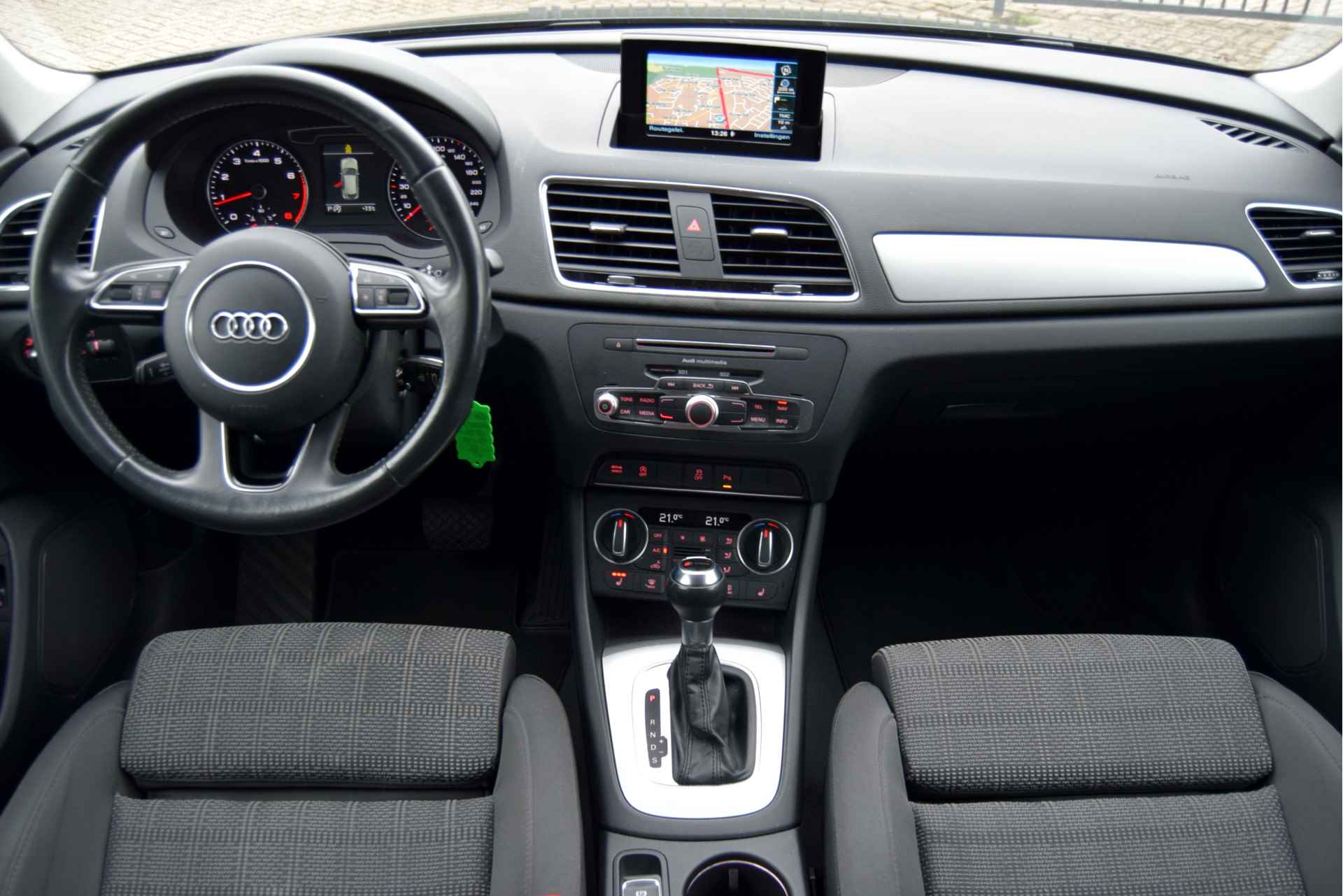 Audi Q3 1.4 TFSI CoD Sport S Line Edition Afn. trekhaak Navi Climate stoelverwarming - 15/46