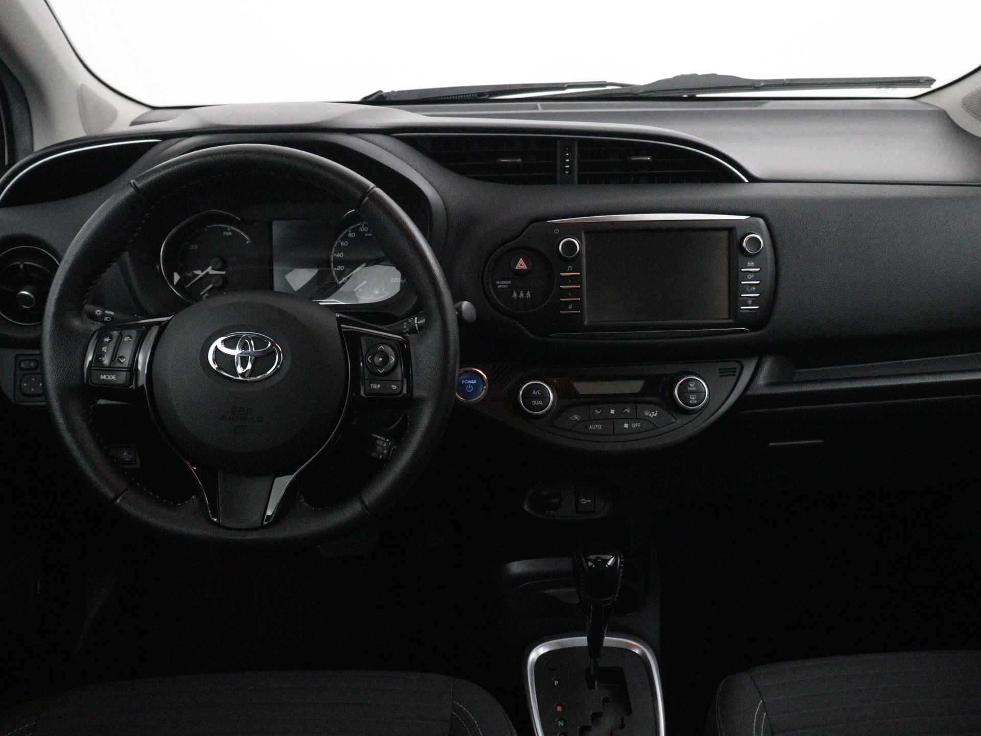 Toyota Yaris 1.5 Hybrid Dynamic Limited | Safetysense | Navigatie | - 6/43