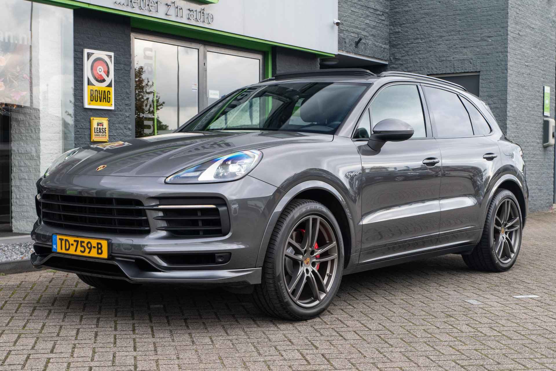 Porsche Cayenne 3.0 E-Hybrid / PANODAK / SPORT CHRONO / VIERWIELSTURING - 21/53