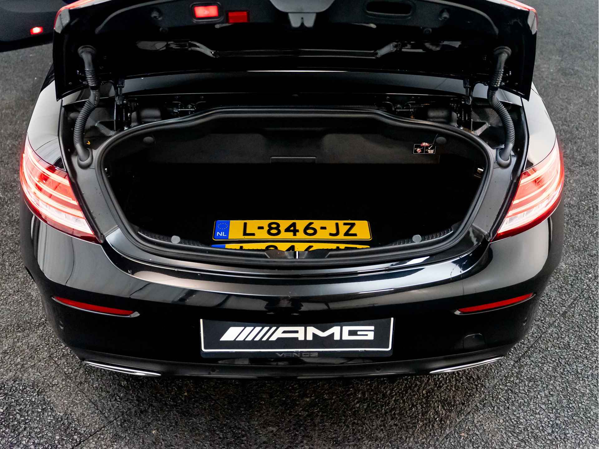 Mercedes-Benz C-Klasse Cabrio C 180 AMG Line | Burmester | Distronic | 360 | MULTIBEAM - 24/28