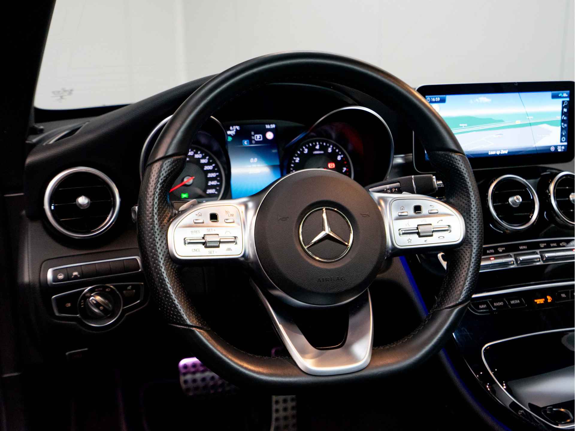 Mercedes-Benz C-Klasse Cabrio C 180 AMG Line | Burmester | Distronic | 360 | MULTIBEAM - 25/28