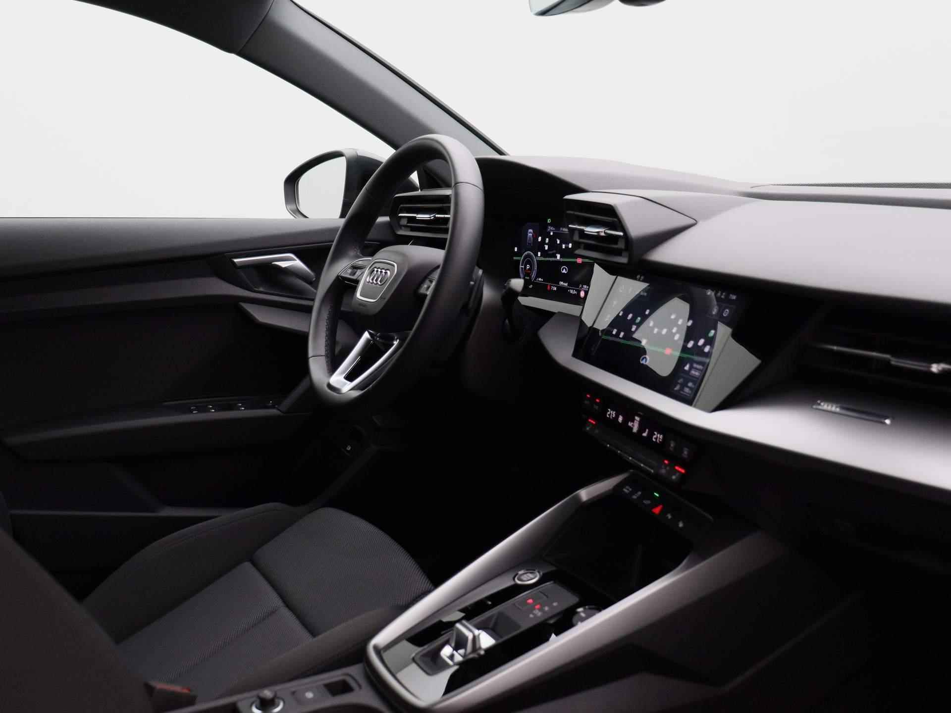 Audi A3 Sportback 40 TFSI e Advanced edition 204 PK | Plug in | Virtual cockpit |  LED | Stoelverwarming | Navigatie | Cruise control | Climate control | Lichtmetalen velgen | Getint glas | - 31/39