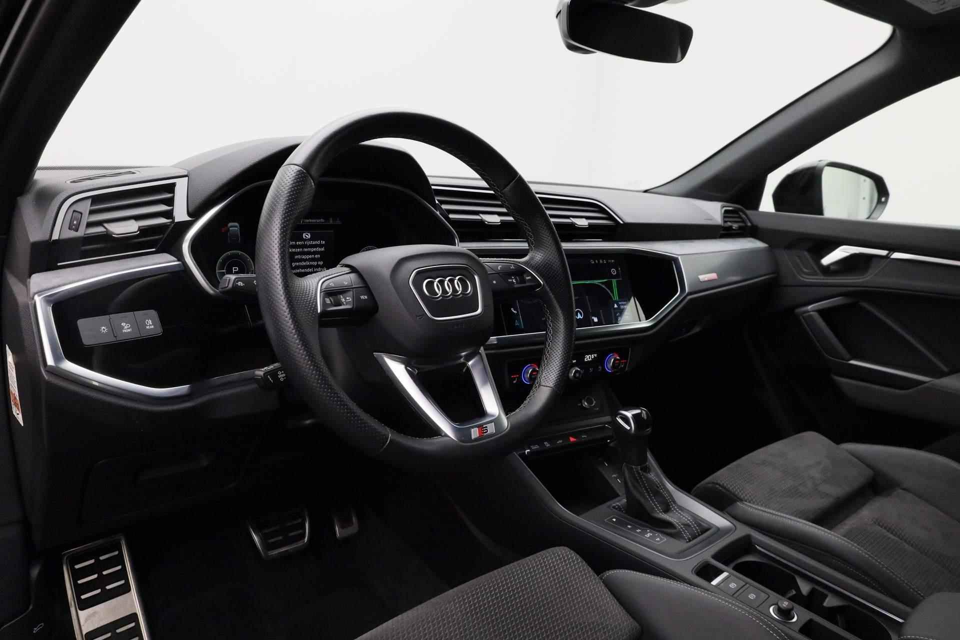 Audi Q3 Sportback 45 TFSI e 245PK S-tronic Advanced edition | S-Line int. | Pano | 20 inch | Keyless | Camera | Navi | ACC | Full LED | Zwart optiek - 3/47