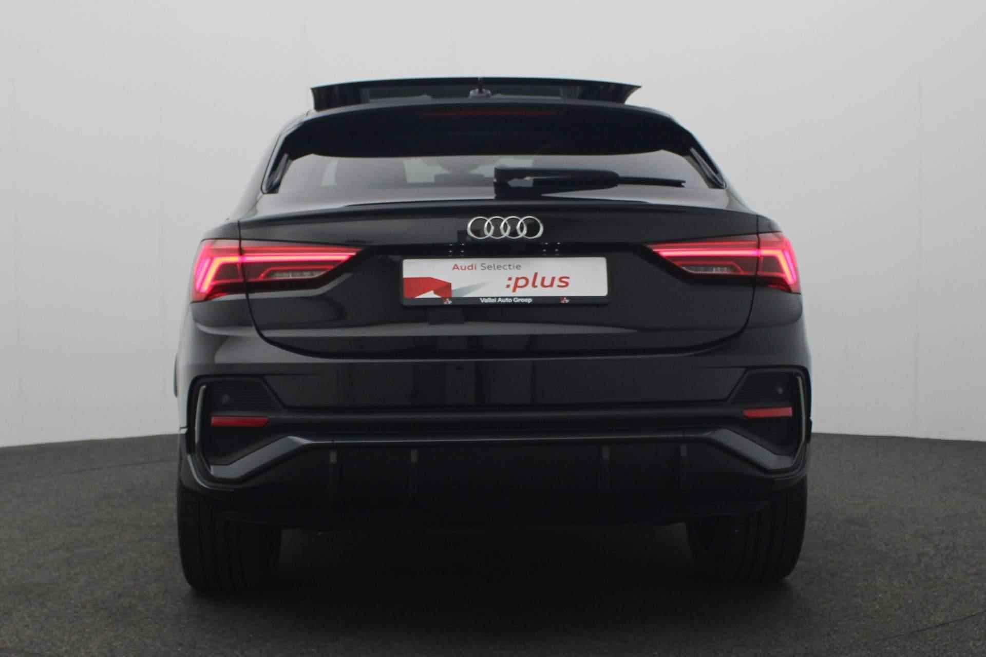 Audi Q3 Sportback 45 TFSI e 245PK S-tronic Advanced edition | S-Line int. | Pano | 20 inch | Keyless | Camera | Navi | ACC | Full LED | Zwart optiek - 20/47