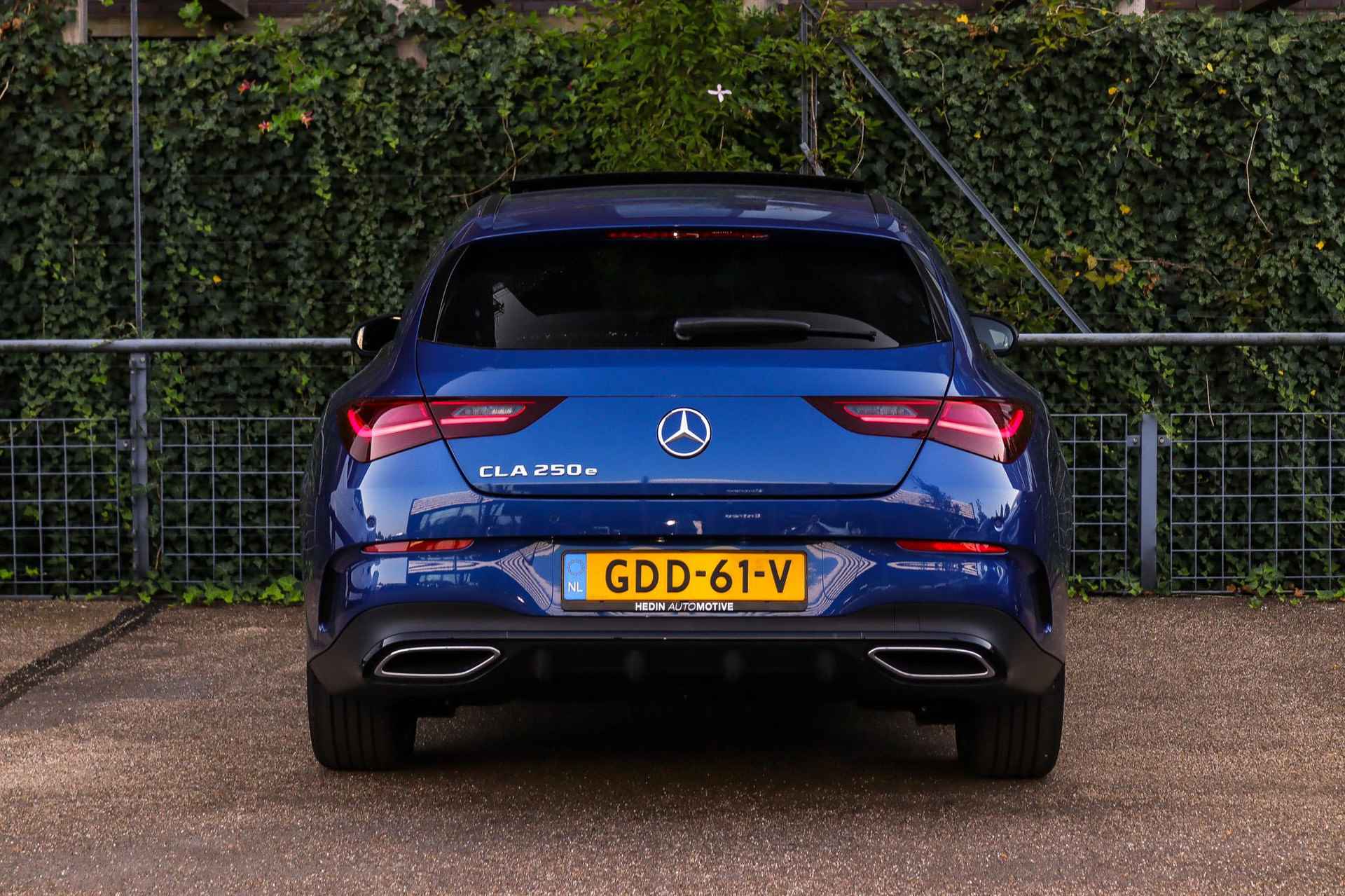 Mercedes-Benz CLA CLA 250e Shooting Brake Automaat AMG Line | Premium Pakket | Nightpakket | Winter Pakket | Panoramadak - 8/41