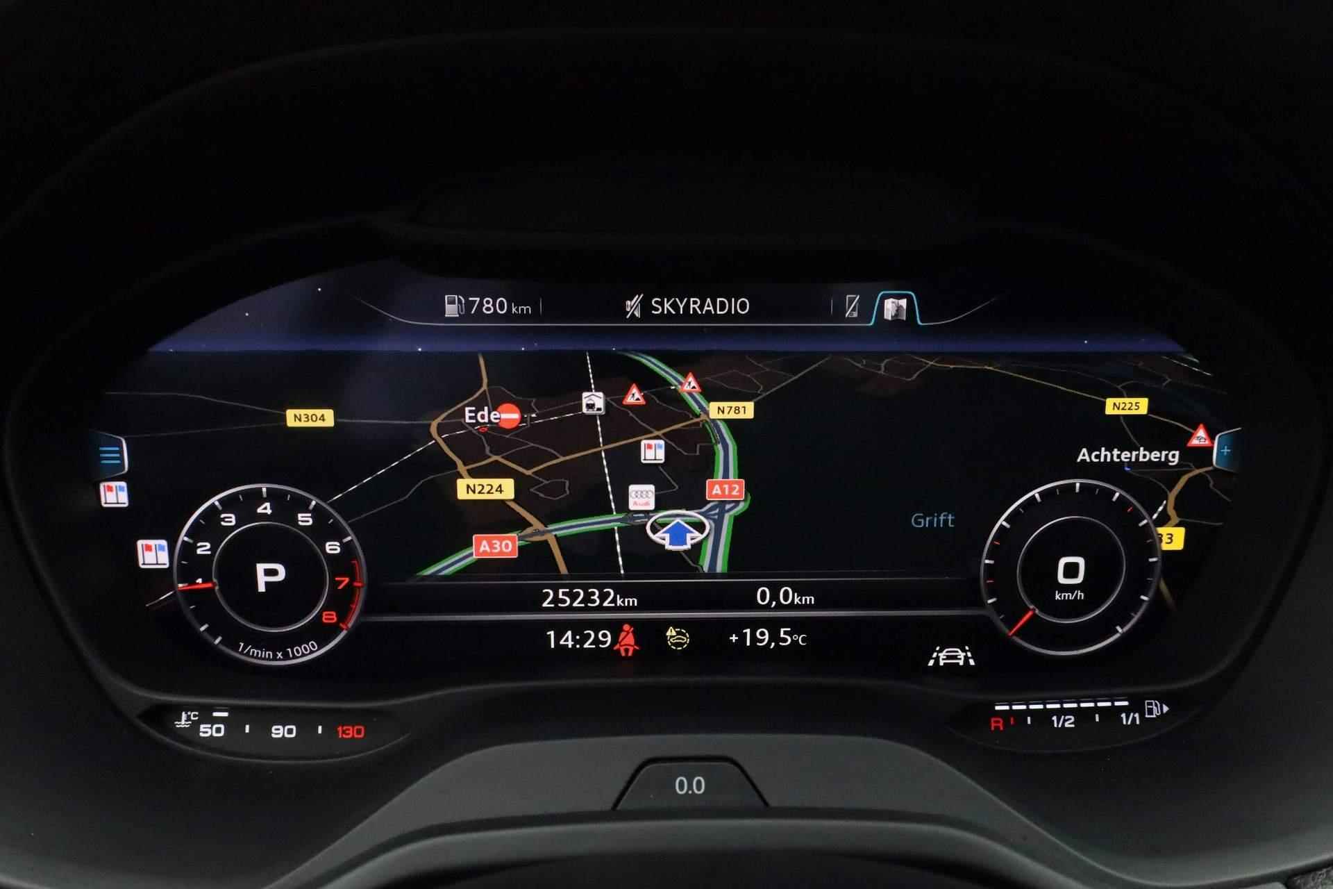 Audi Q2 35 TFSI 150PK S-tronic S Edition | Matrix LED | Stoelverwarming | Camera | Navi | 17 inch - 3/38