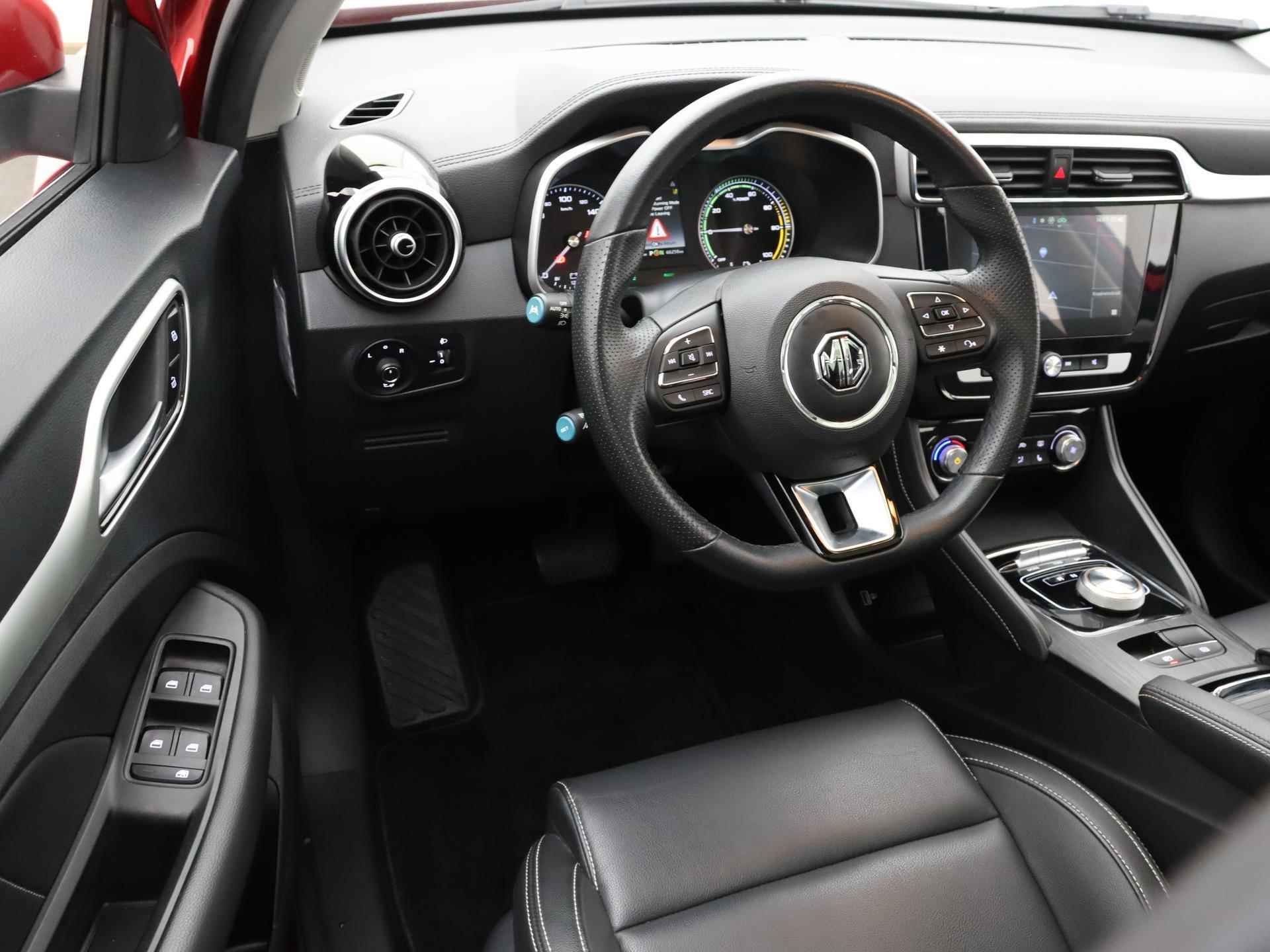 MG ZS EV Luxury | WLTP 263 KM | Panorama/ Schuif Kantel dak | LMV | Leder | Airco | Navigatie | Adapt. Cruise Control | Cam | - 3/21