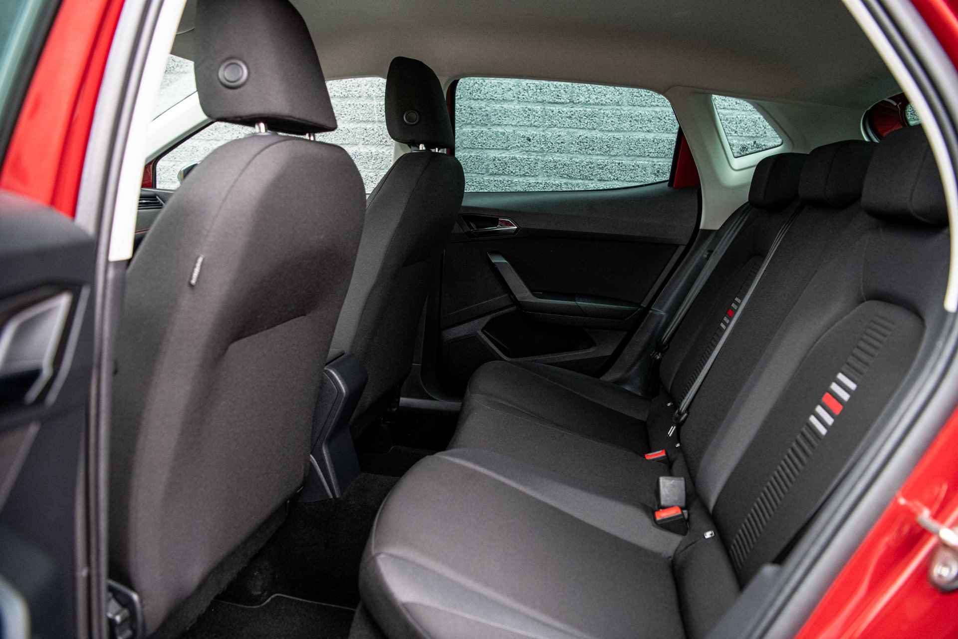 SEAT Ibiza 1.0 TSi 115 pk DSG-7 FR Business Intense | Beats | Full LED | Camera - 9/48