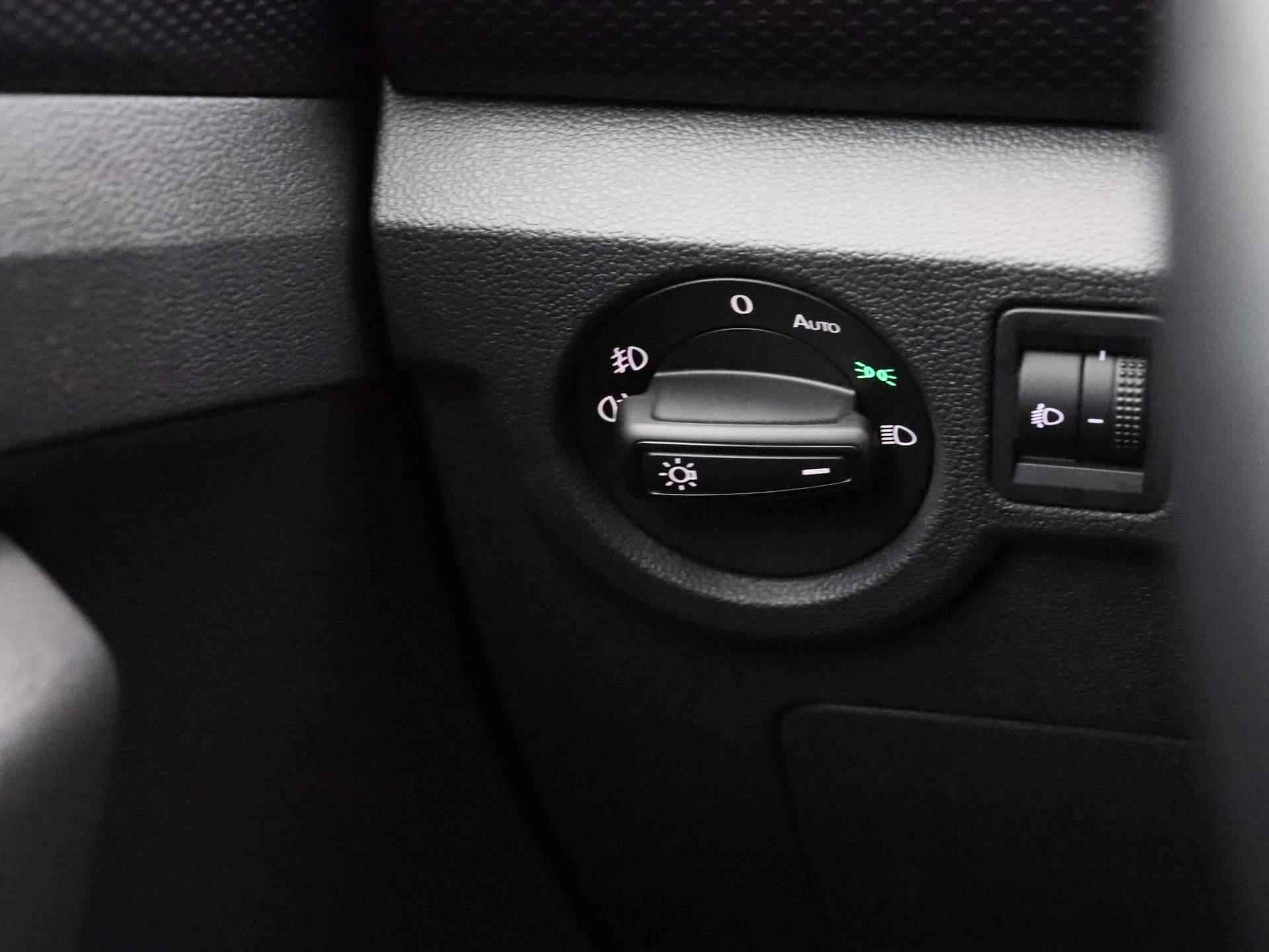 Volkswagen T-Cross 1.0 TSI Life 95PK | Navigatie | App Connect | Adaptive Cruise Control | Draadloos opladen telefoon | Elektrische inklapbare spiegels | - 23/34