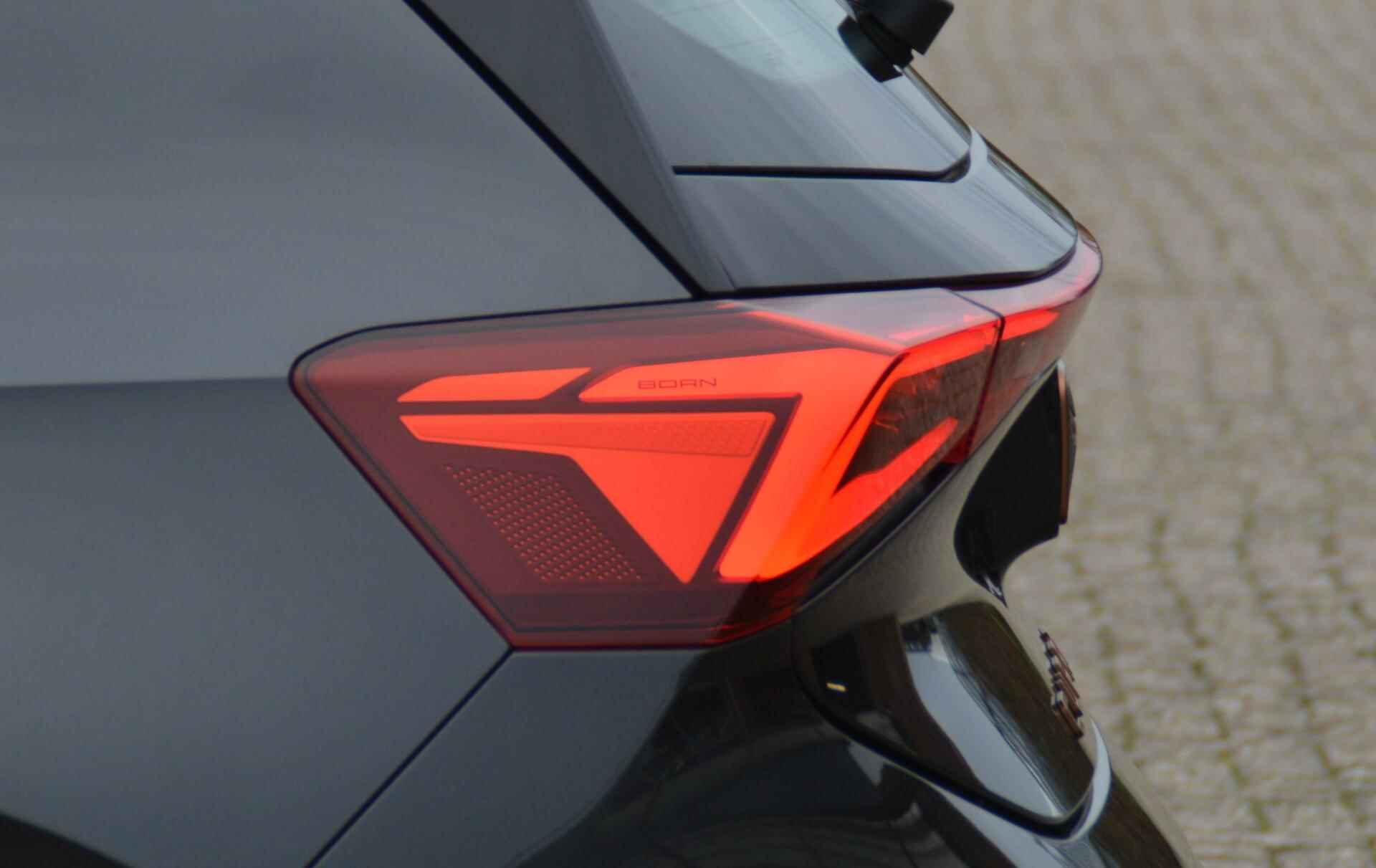 CUPRA Born Adrenaline 62 kWh 231 pk 28 km! warmtepomp - 64/84