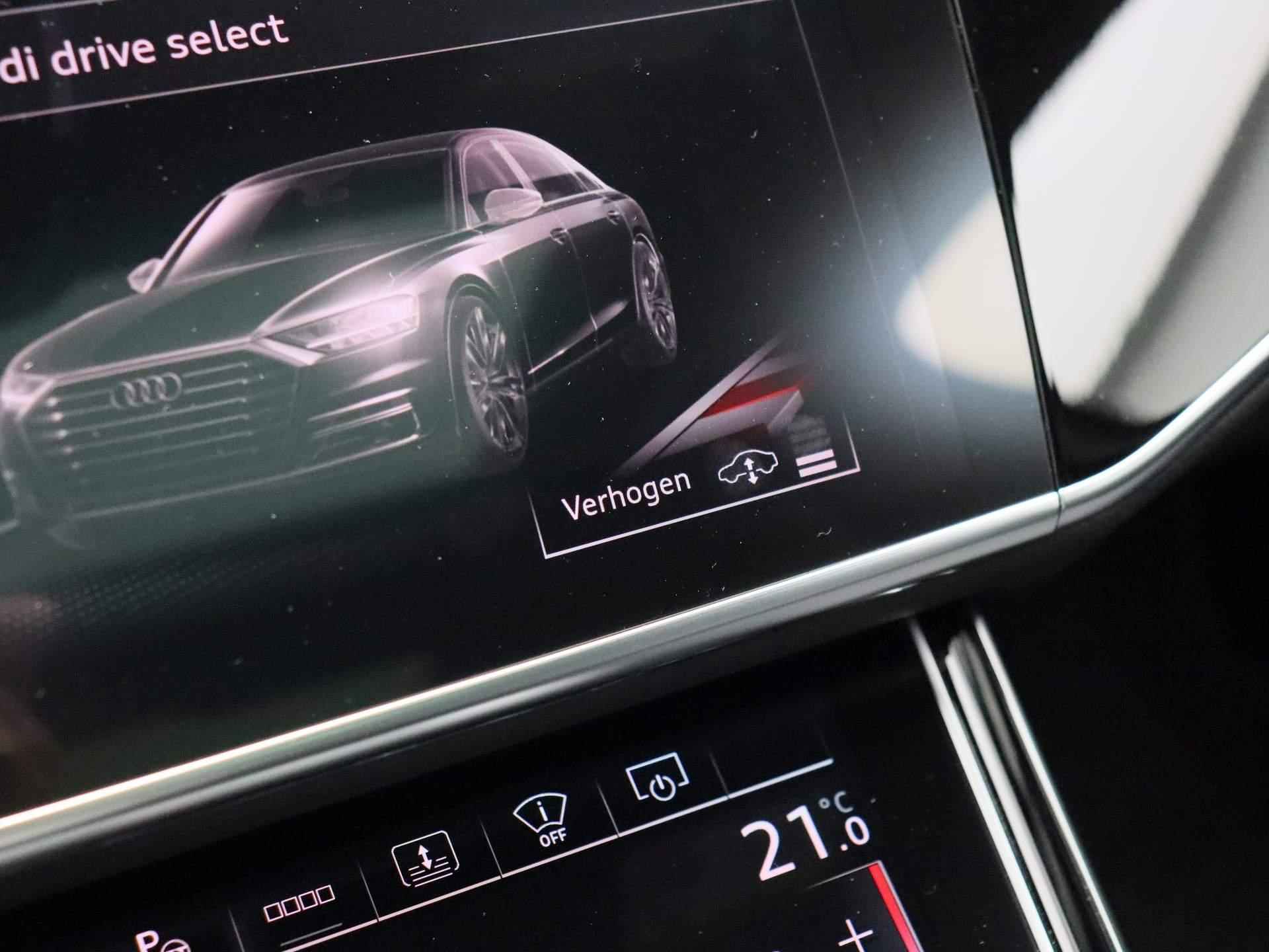 Audi A8 60 TFSI e quattro Lang 462 PK | S-line | Automaat | Navigatie | 360 Camera | Panoramadak | Adaptive Cruise Control | Luchtvering | Stoelventilatie | Stoelverwarming | Head-Up Display | HD LED Matrix | Lichtmetalen velgen | - 37/63