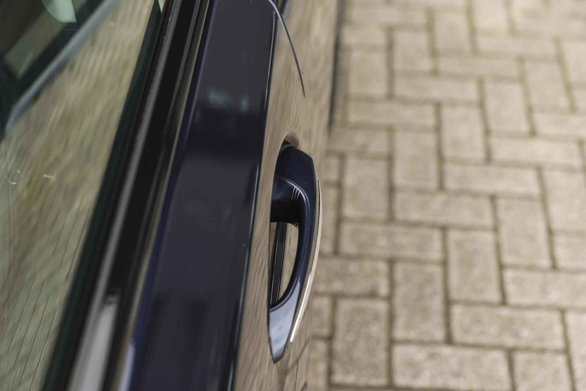 BMW 5 Serie 540i High Executive Luxury Line Automaat / Adaptieve LED / Parking Assistant Plus / Comfort Access / Gesture Control / Head-Up / Comfortstoelen / Navigatie Professional - 32/34