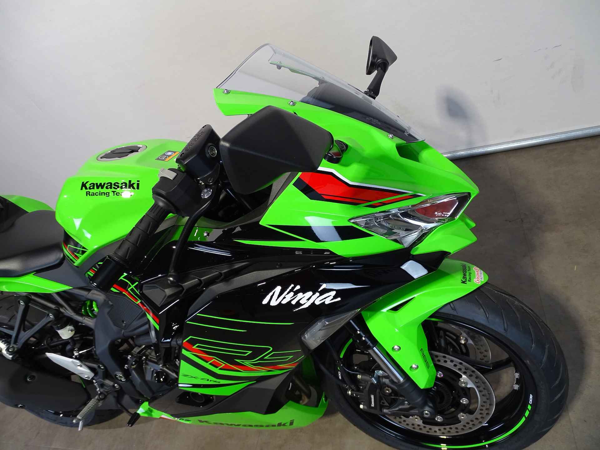 Kawasaki ZX-4 RR - 7/9