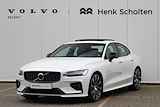 Volvo S60 B4 AUT7 197PK Plus Dark, Adaptieve Cruise Control met Pilot Assist, Schuif-/Kanteldak, Harman Kardon Premium Audio, Exterior Styling Kit, Elektrische voorstoelen met geheugen, Verwarmbare voorstoelen + stuurwiel, Park Assist voor + achter, Apple CarPlay, Sportchassis, 20" Lichtmetalen wielen