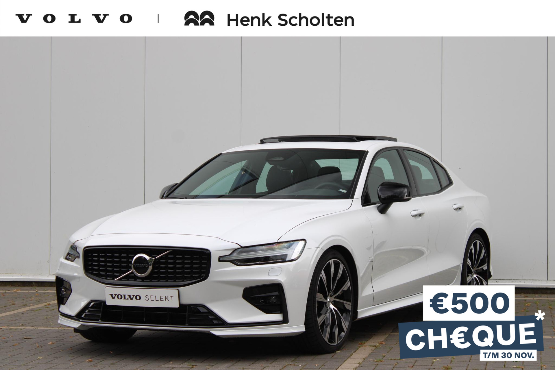 Volvo S60 B4 AUT7 197PK Plus Dark, Adaptieve Cruise Control met Pilot Assist, Schuif-/Kanteldak, Harman Kardon Premium Audio, Exterior Styling Kit, Elektrische voorstoelen met geheugen, Verwarmbare voorstoelen + stuurwiel, Park Assist voor + achter, Apple CarPlay, Sportchassis, 20" Lichtmetalen wielen