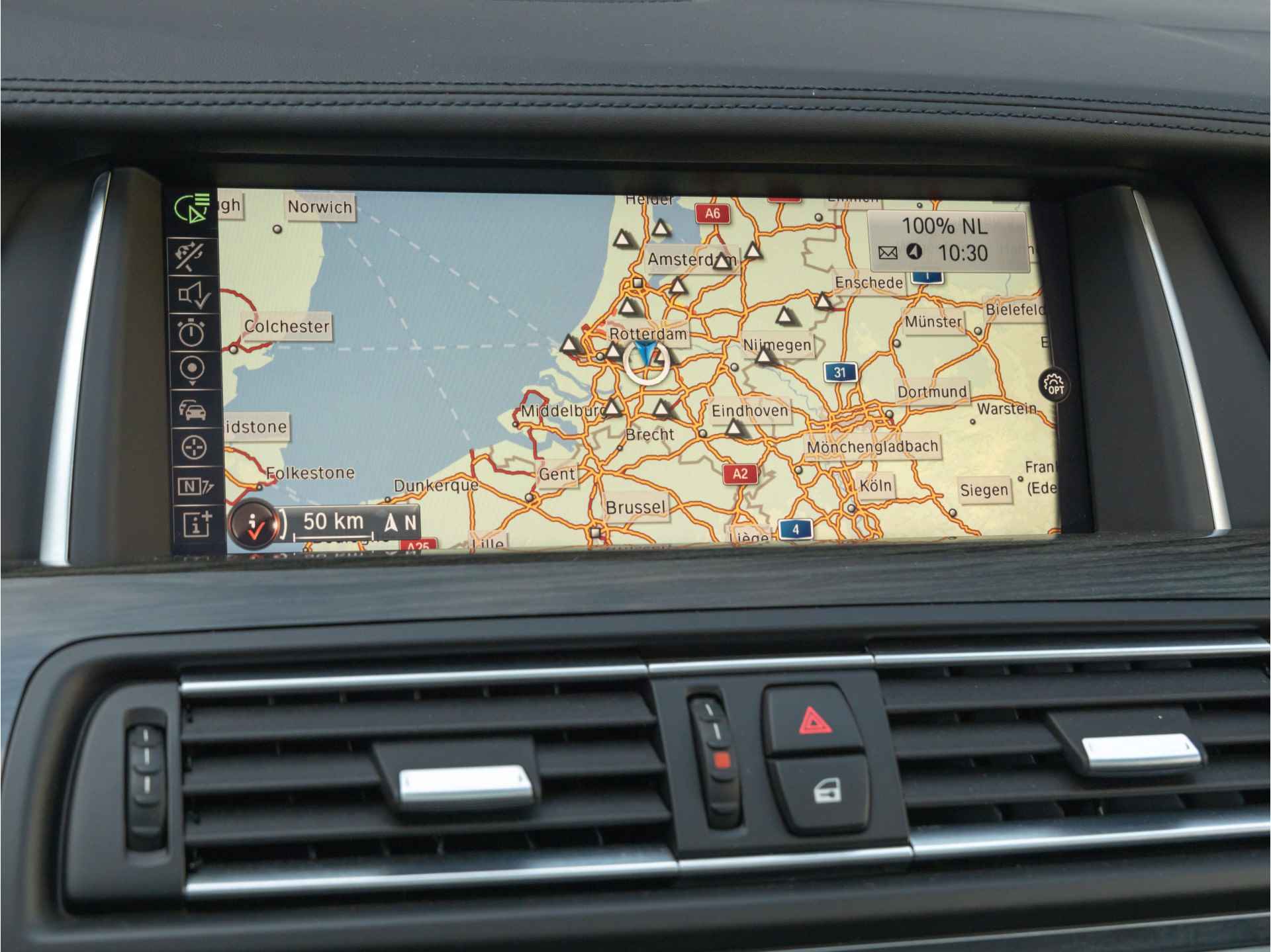 BMW 5 Serie Touring 535i Luxury Line - Adaptive Drive - Leder Dashboard - Head-Up - Trekhaak - 31/40