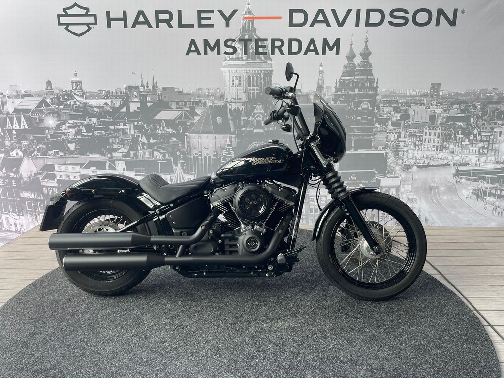 Harley-Davidson FXBB Softail Street Bob