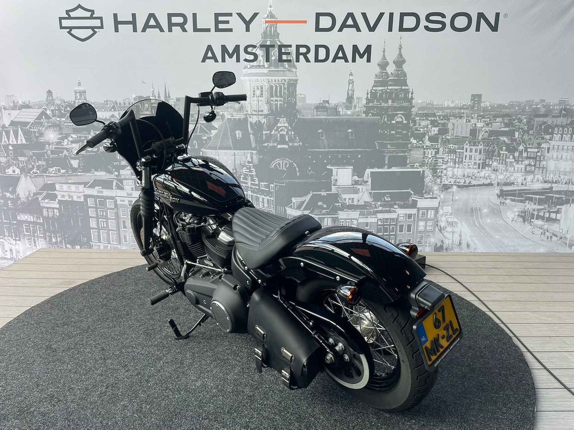 Harley-Davidson FXBB Softail Street Bob - 6/8