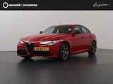 Alfa Romeo Giulia 2.0T Super | Bi-Xenon | Schakelmogelijkheid aan het Stuurwiel |  Navigatie | Parkeercamera | Pack Sportivo | Stoel&stuurwielverwarming | Keyless Go | Cruise Control | Dodehoekdetectie |