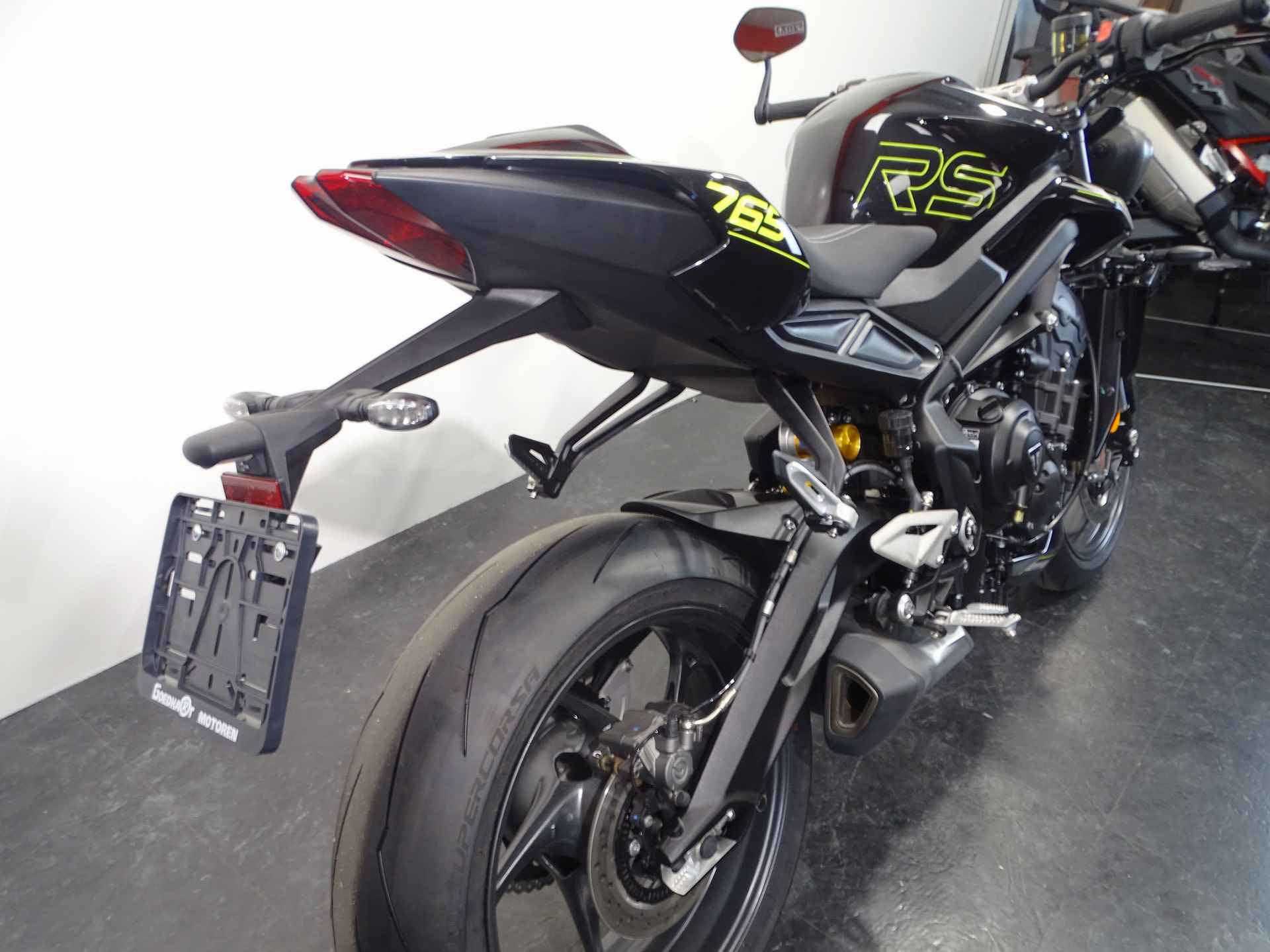 Triumph STREET TRIPLE RS - 3/6