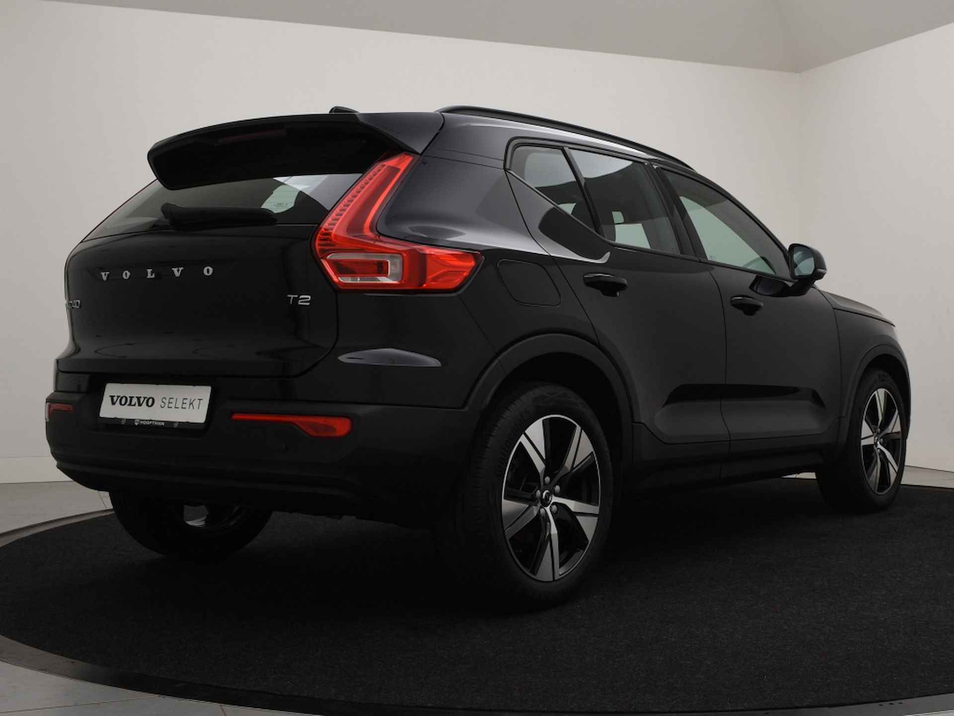 Volvo XC40 T2 MOMENTUM CORE PARK ASSIST DAB+ STOELVERWARMING VOLVO ON CALL - 3/40