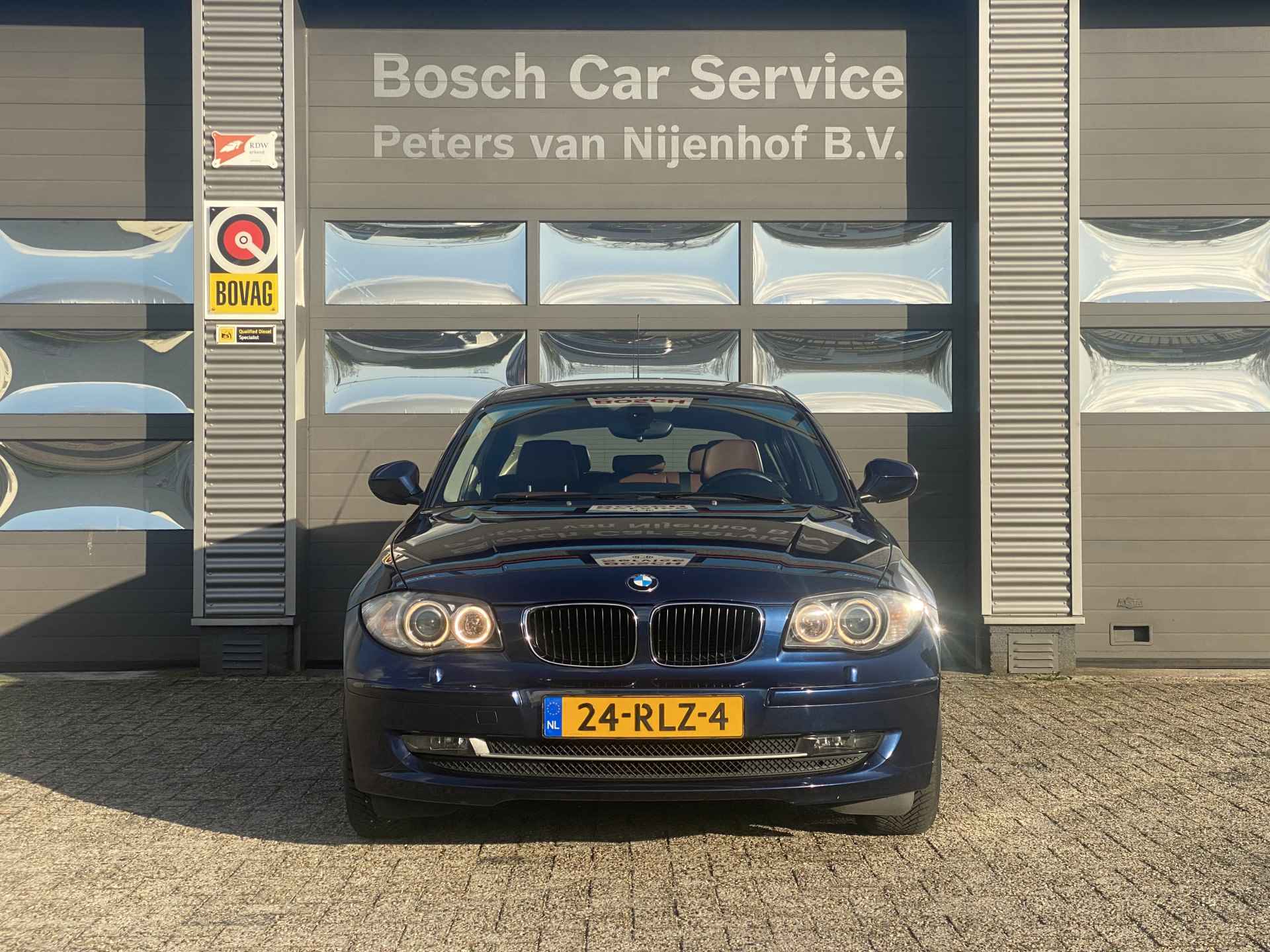 BMW 1-serie 118d Corporate Business Line Ultimate Edition ✅NAVI✅LEDER✅AFN.TREKHAAK✅XENON✅5DRS✅CRUISE✅136PK✅199DKM - 2/22