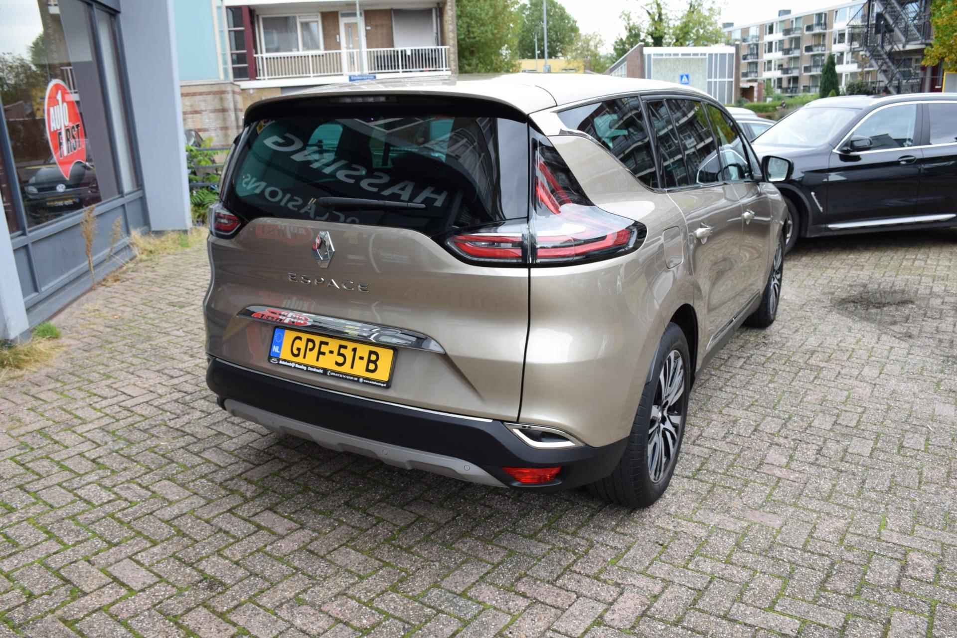 Renault ESPACE 1.6 TCe Initiale Paris 5p. Led, Leer ,Automaat , Pano dak, , PDC, Achteruitrij Camera, Sfeer verl. inparkeerhulp. - 12/85