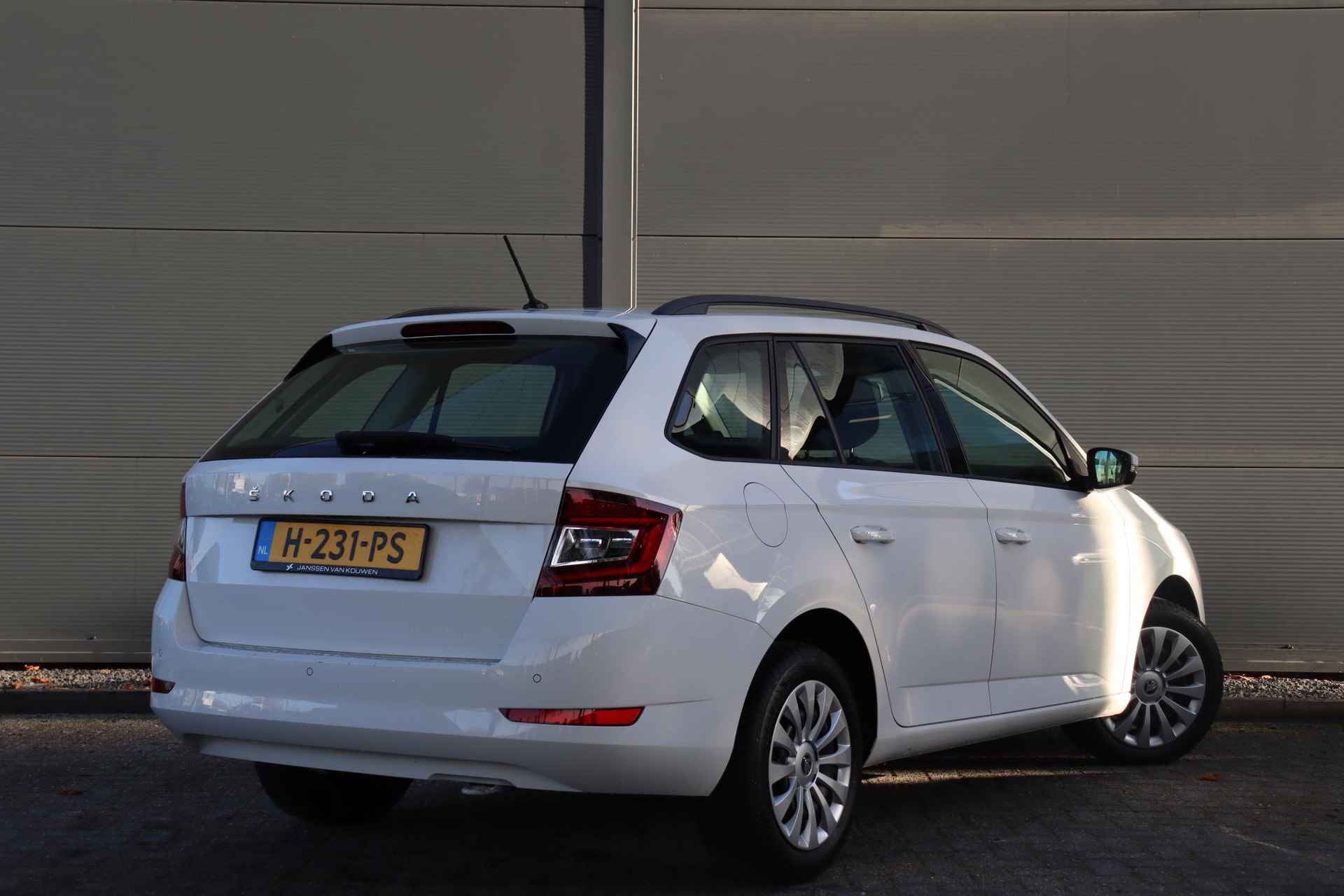 Skoda Fabia Combi 1.0 TSI Ambition / Navigatie / Airco / Carplay / - 6/29