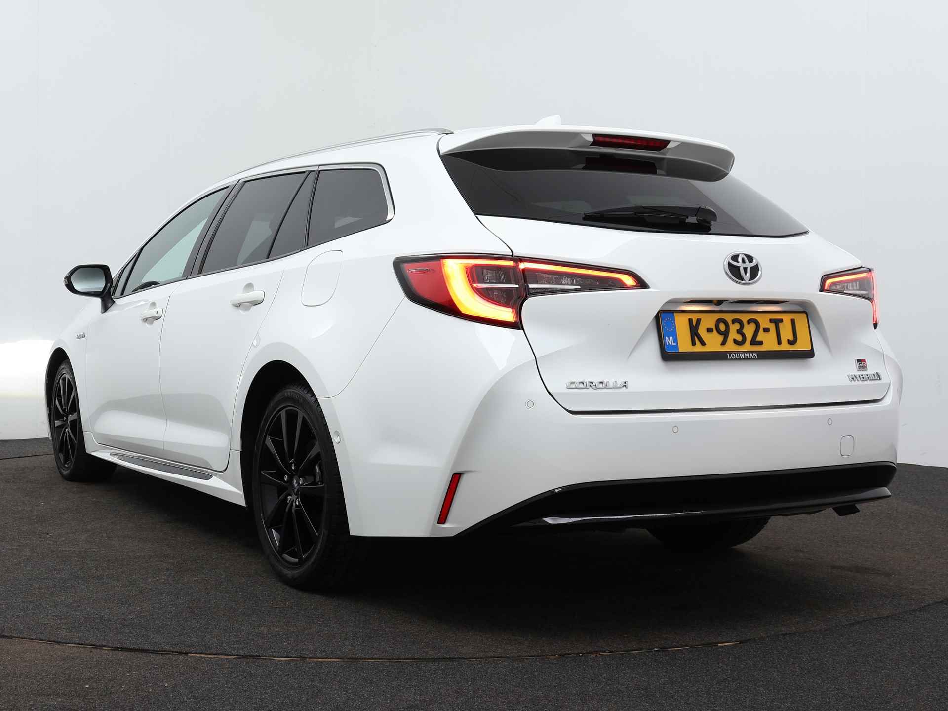 Toyota Corolla Touring Sports 1.8 Hybrid GR-Sport | Adaptive Cruise Control | GR Sport uitvoering | - 15/39