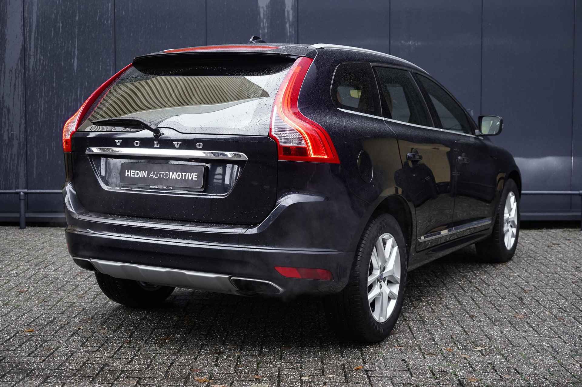 Volvo XC60 2.0 T6 R-Design | Adaptieve cruise control | Dode hoek detectie | Panoramadak | Elektrische stoelen - 6/27