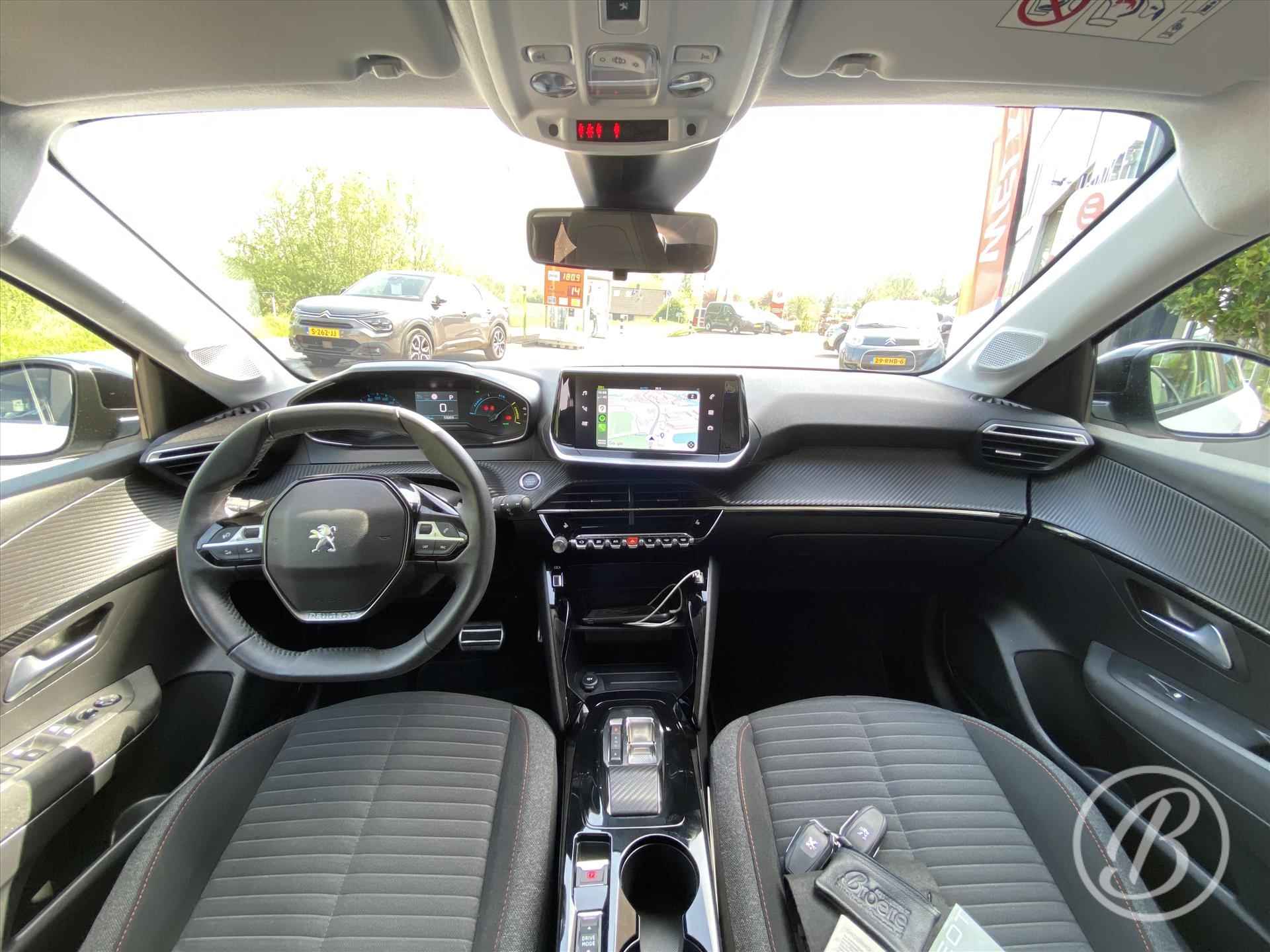 PEUGEOT e-208 EV 50kWh 136pk Active Pack | parkeersensoren, verwarmde voorstoelen, led koplampen, 16 inch velgen, navigatie via apple carplay of android auto - 9/62