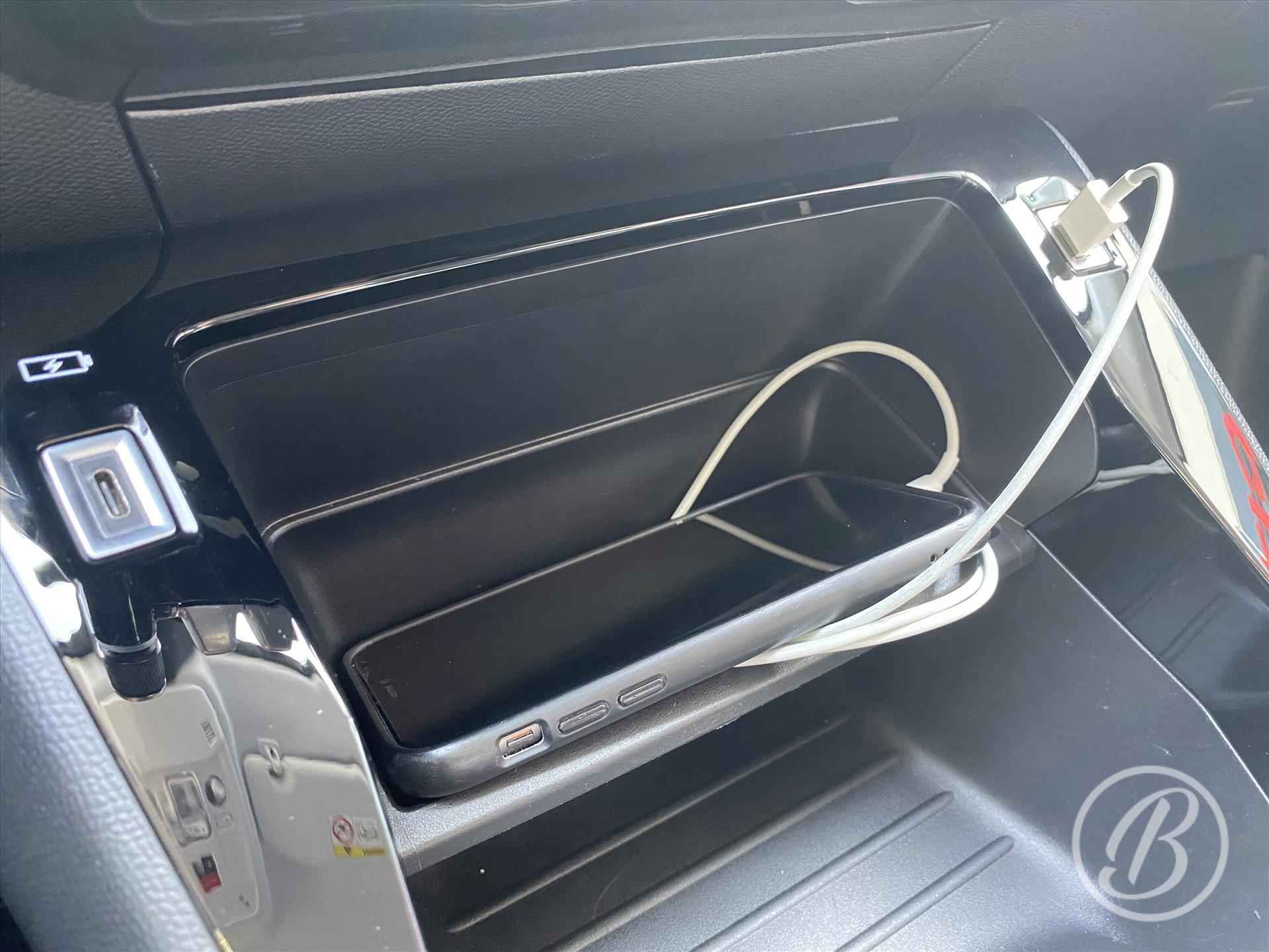 PEUGEOT e-208 EV 50kWh 136pk Active Pack | parkeersensoren, verwarmde voorstoelen, led koplampen, 16 inch velgen, navigatie via apple carplay of android auto - 26/62