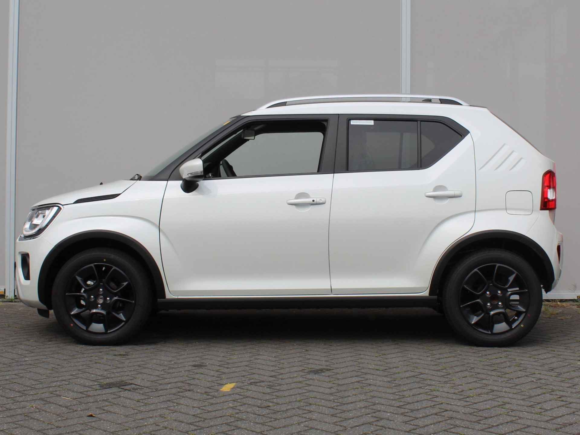 Suzuki Ignis 1.2 Smart Hybrid Style | 1 week levertijd! | Camera | Cruise Control | Navigatie | - 2/24