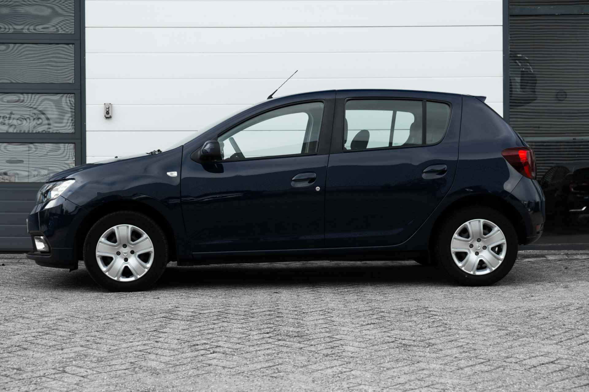 Dacia Sandero 0.9 TCe Laureate | camera achter | NAVI | Elektrisch bedienbare ramen en spiegels | incl. Bovag rijklaarpakket met 12 maanden garantie - 6/46