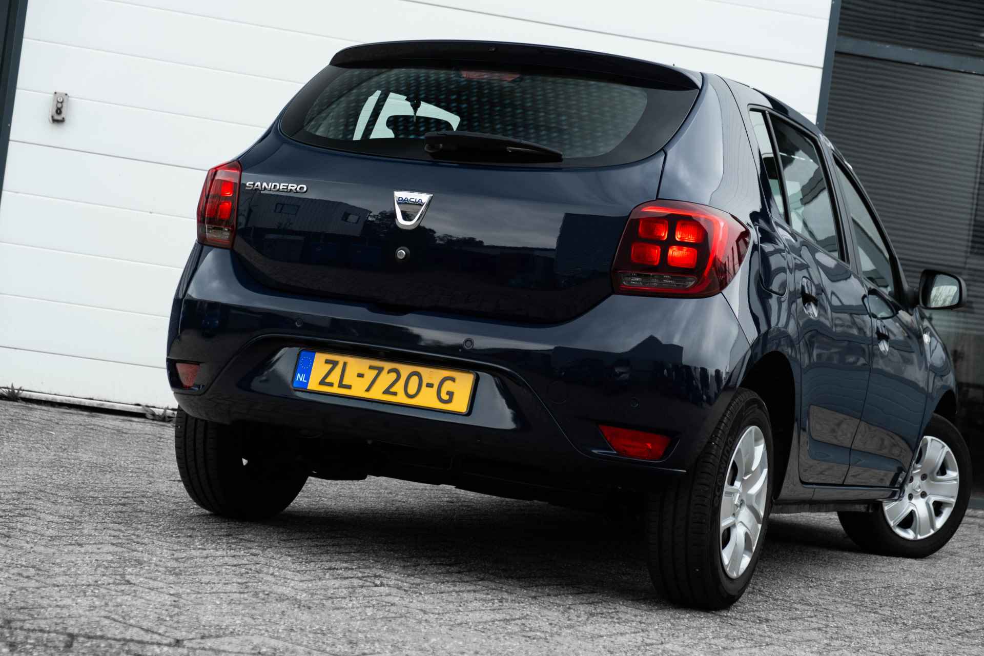 Dacia Sandero 0.9 TCe Laureate | camera achter | NAVI | Elektrisch bedienbare ramen en spiegels | incl. Bovag rijklaarpakket met 12 maanden garantie - 19/46