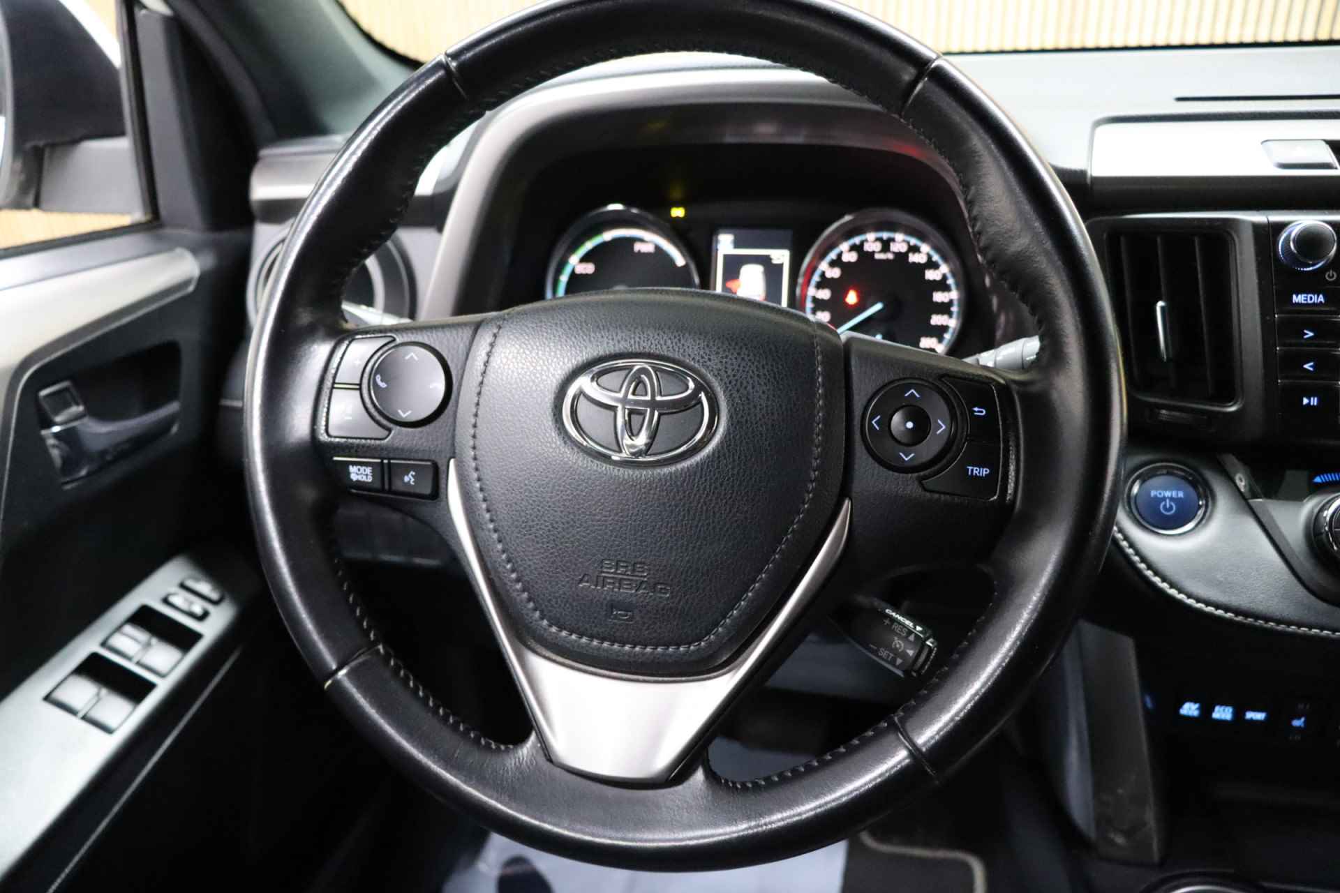 Toyota RAV4 2.5 Hybrid Style Automaat | Trekhaak | Navigatie | Clima | Camera - 16/33