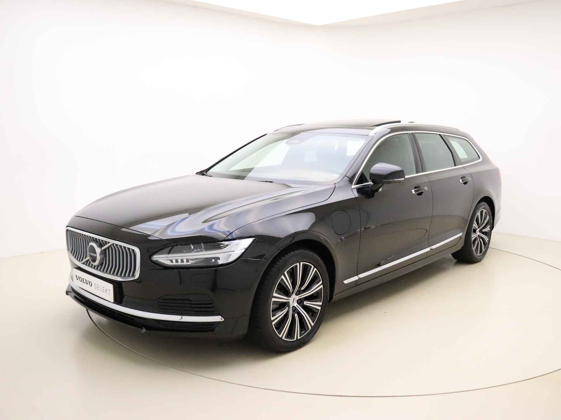 Volvo V90 T6 350PK AWD Inscription / Head-Up / Stoel massage + ventilatie / Trekhaak / 360 Camera / Trekhaak / Panoramadak / Elektr. achterklep / - 7/36