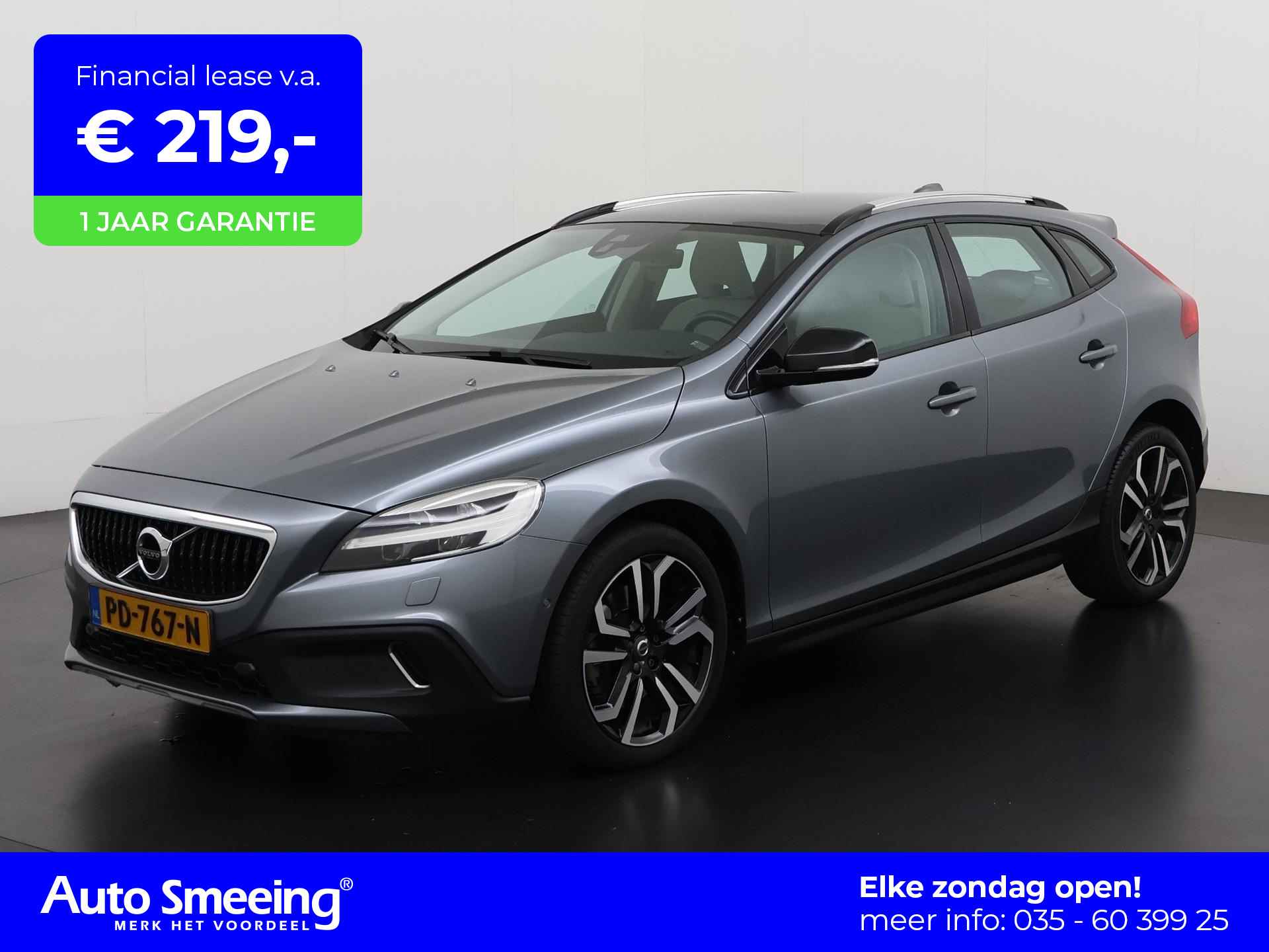 Volvo V40 Cross Country 1.5 T3 Nordic+ | Trekhaak | Panoramadak | Camera | Zondag Open!