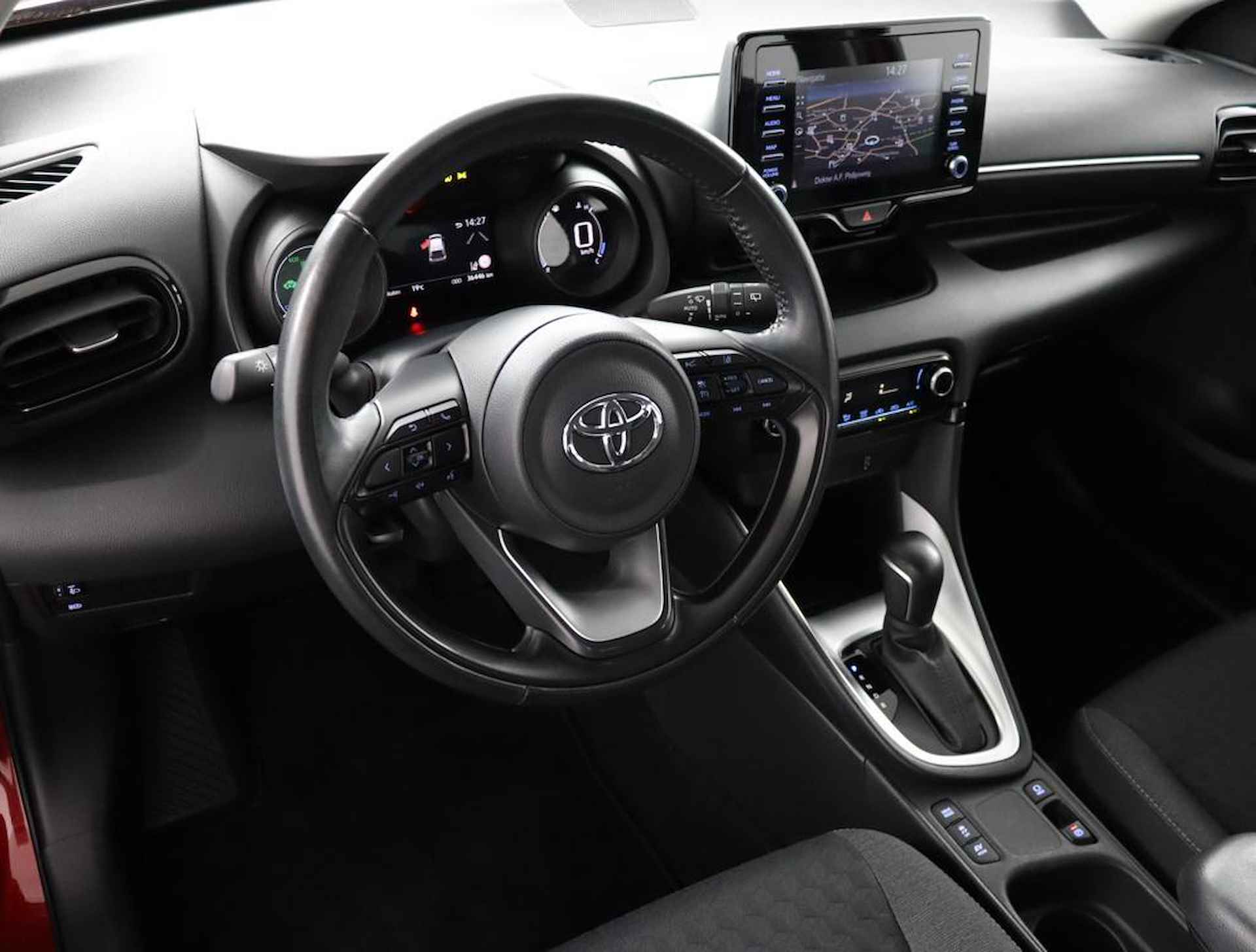 Toyota Yaris 1.5 Hybrid Dynamic | Navigatie | Cruise control | Apple carplay & Android auto | - 42/49